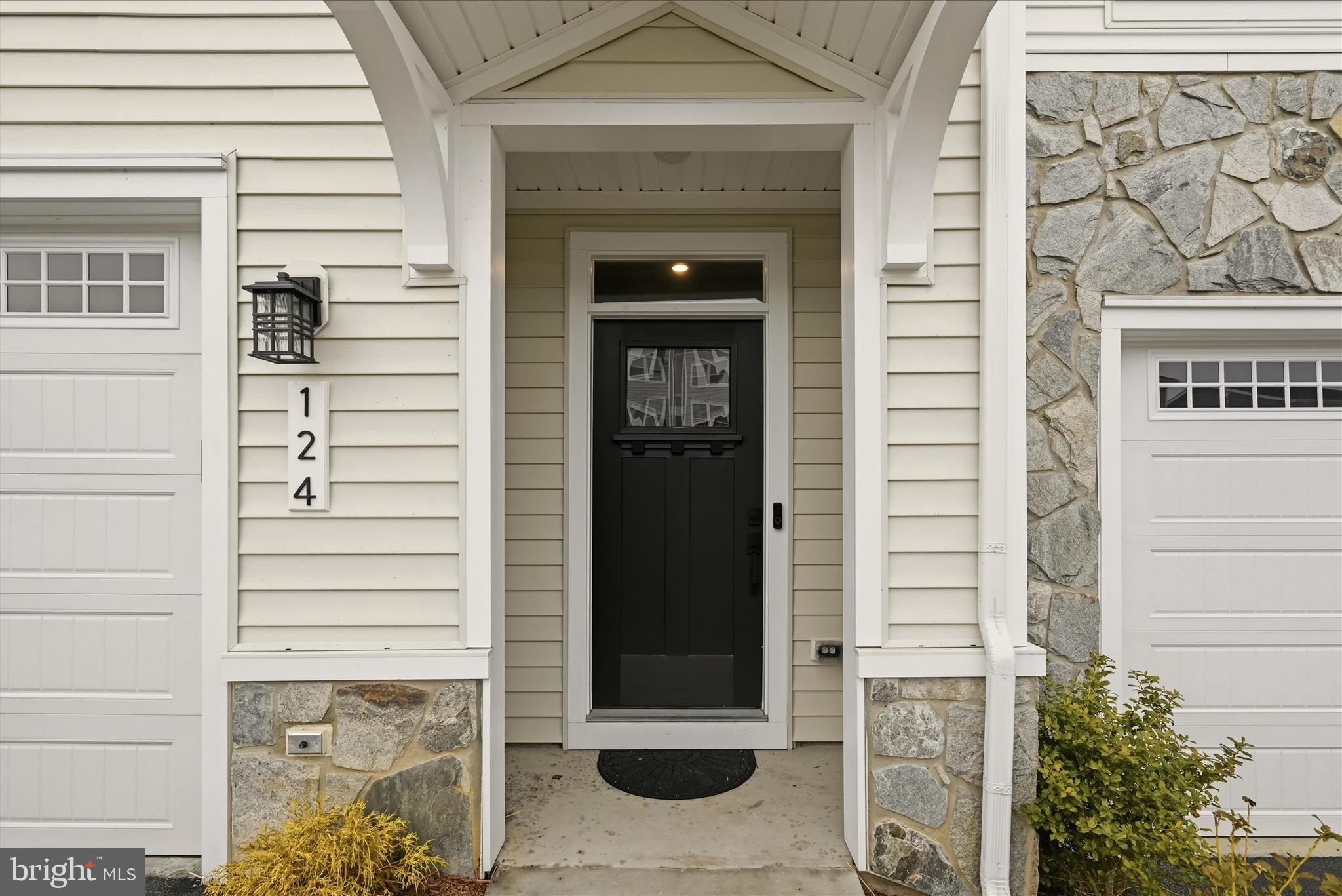 LAKE FREDERICK - Residential