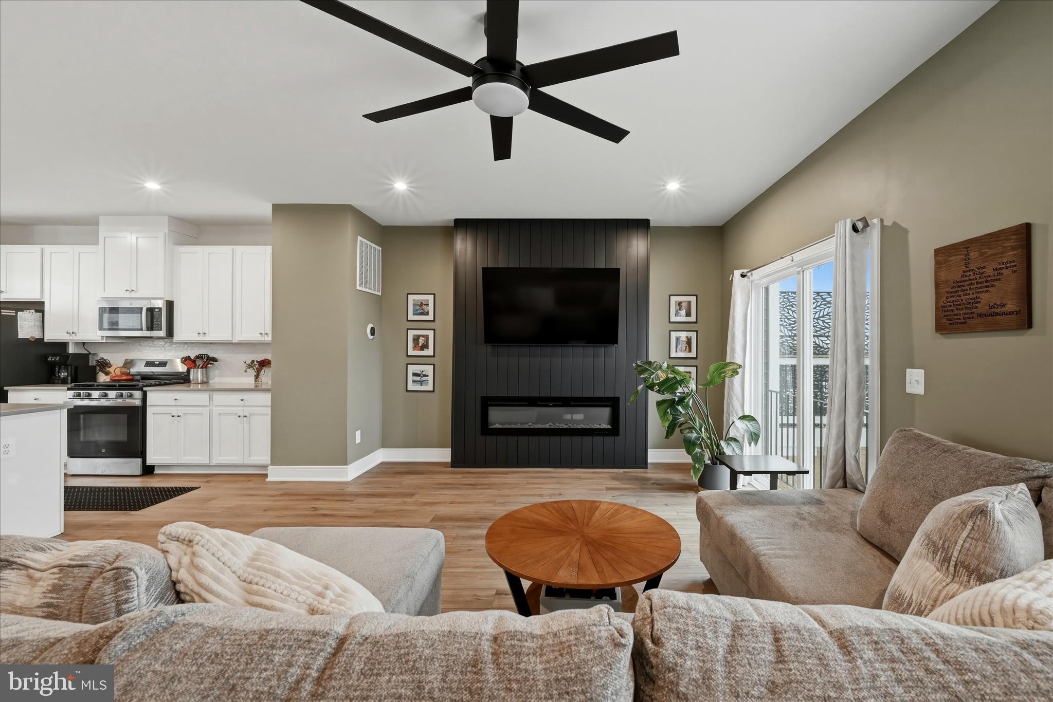 LAKE FREDERICK - Residential