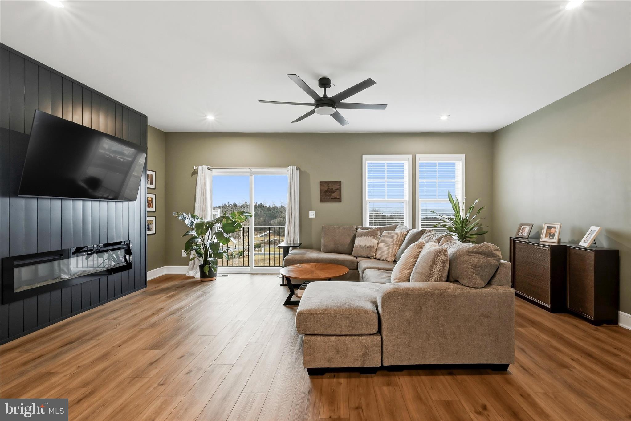 LAKE FREDERICK - Residential