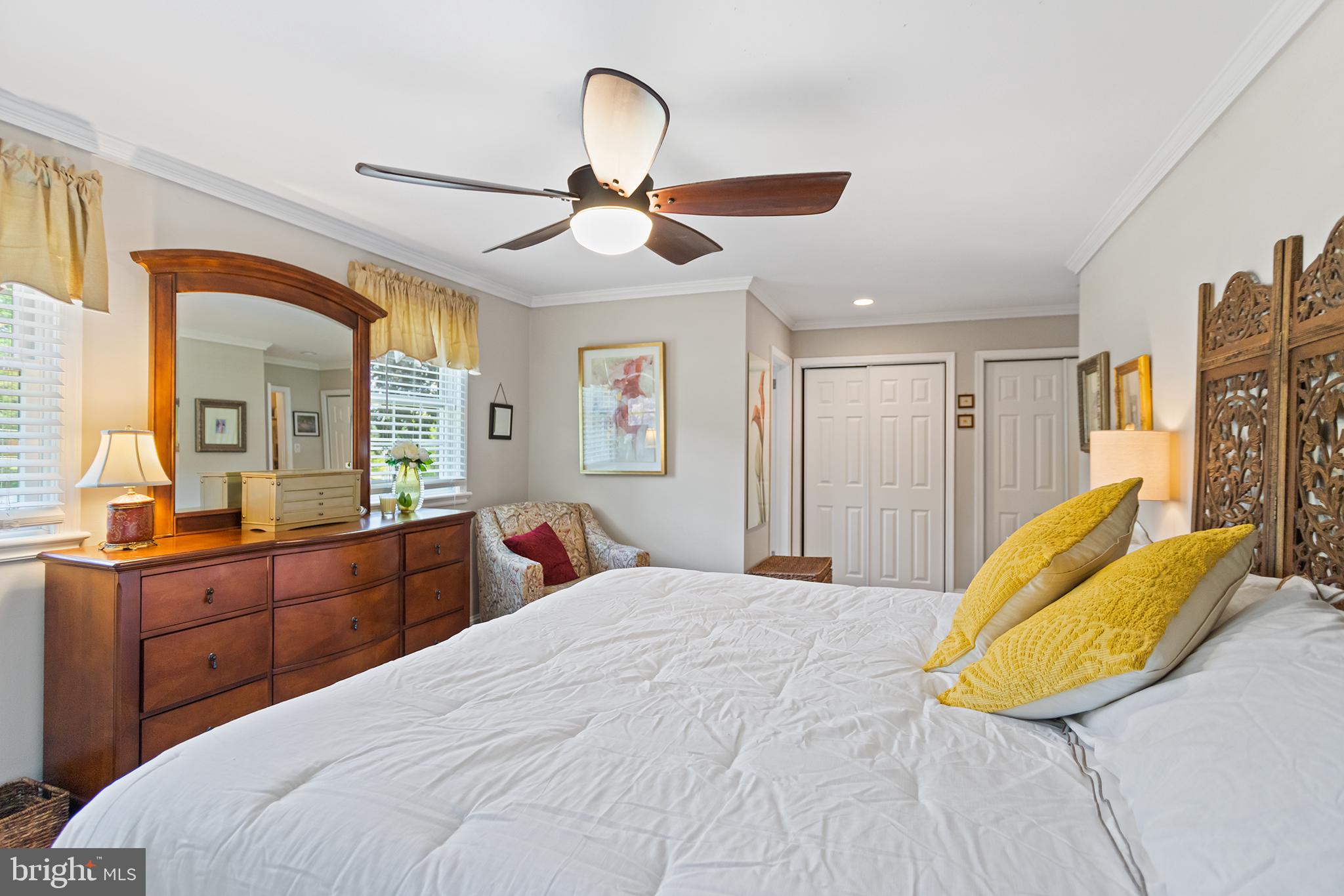 NEWTOWN SQ - Residential