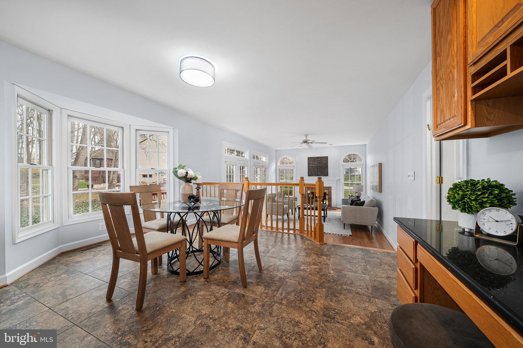 CROSSPOINTE - Residential