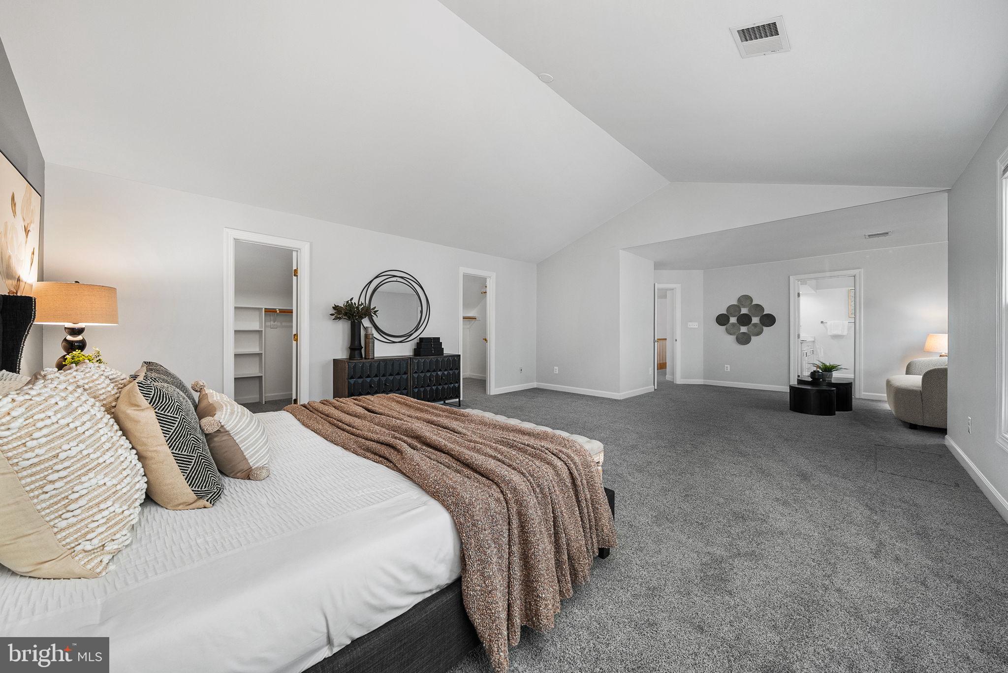 CROSSPOINTE - Residential