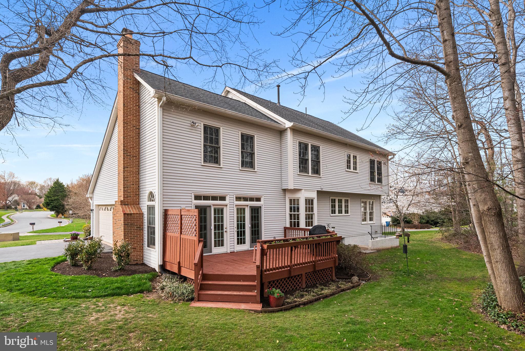 CROSSPOINTE - Residential