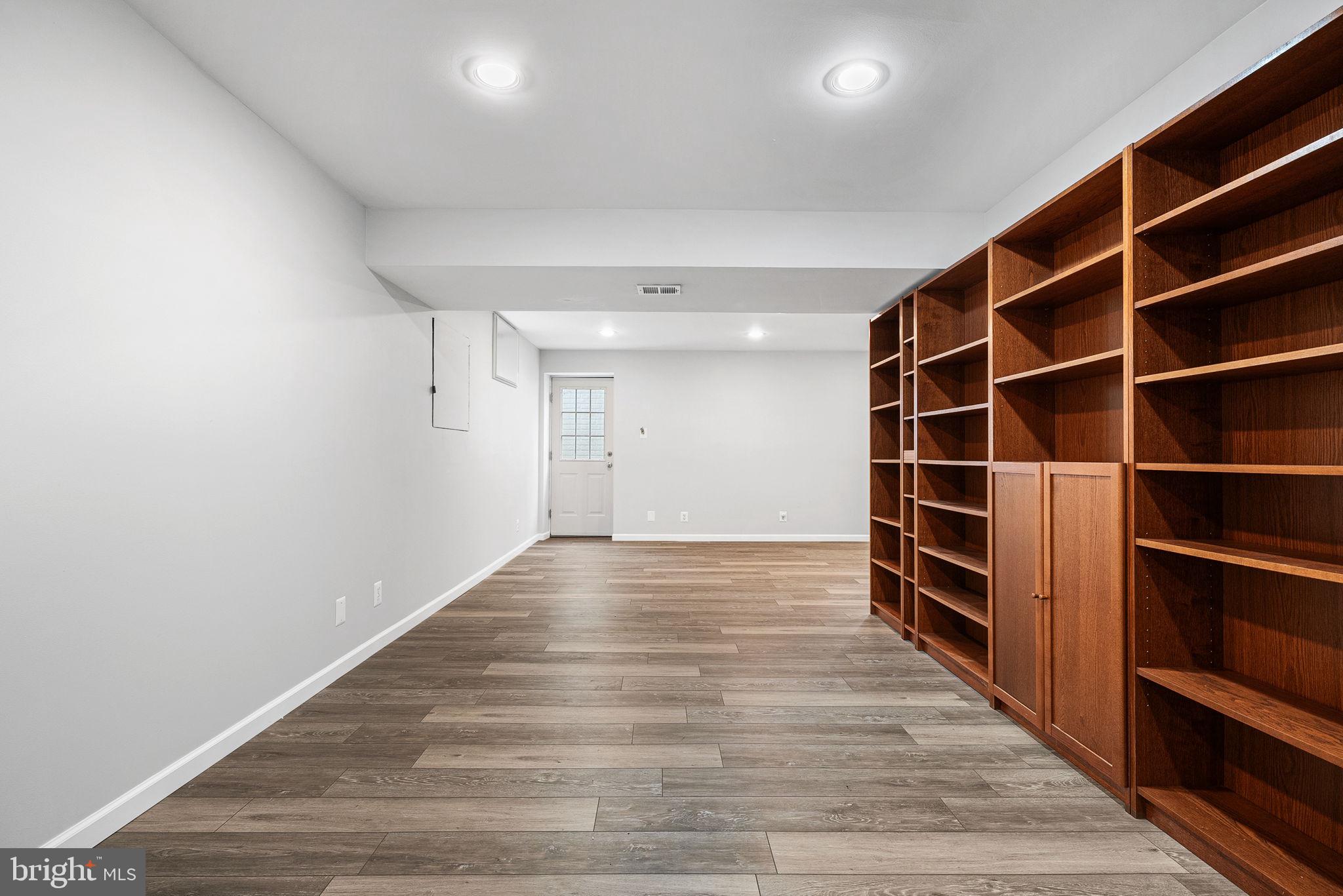 CROSSPOINTE - Residential