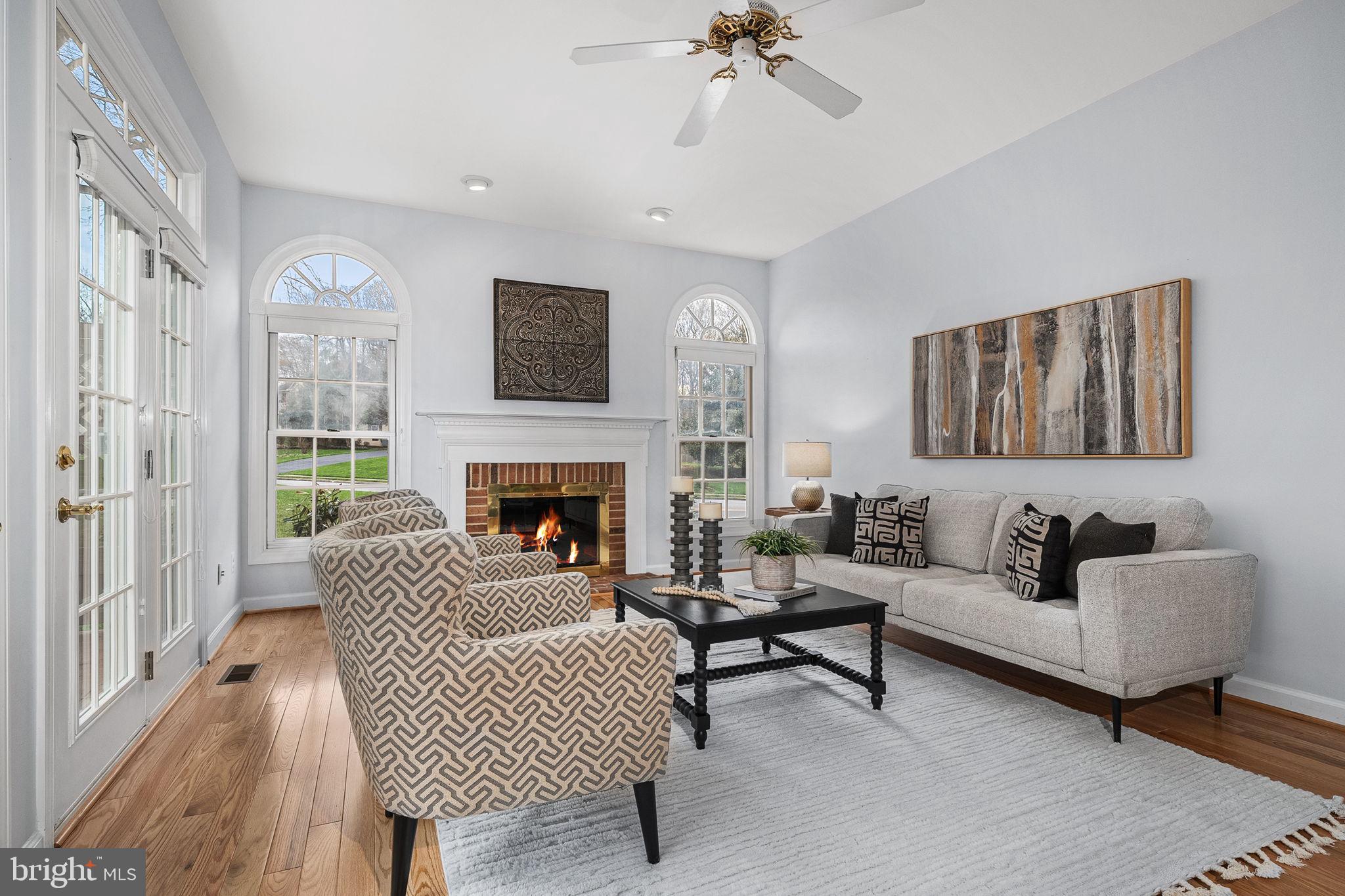 CROSSPOINTE - Residential