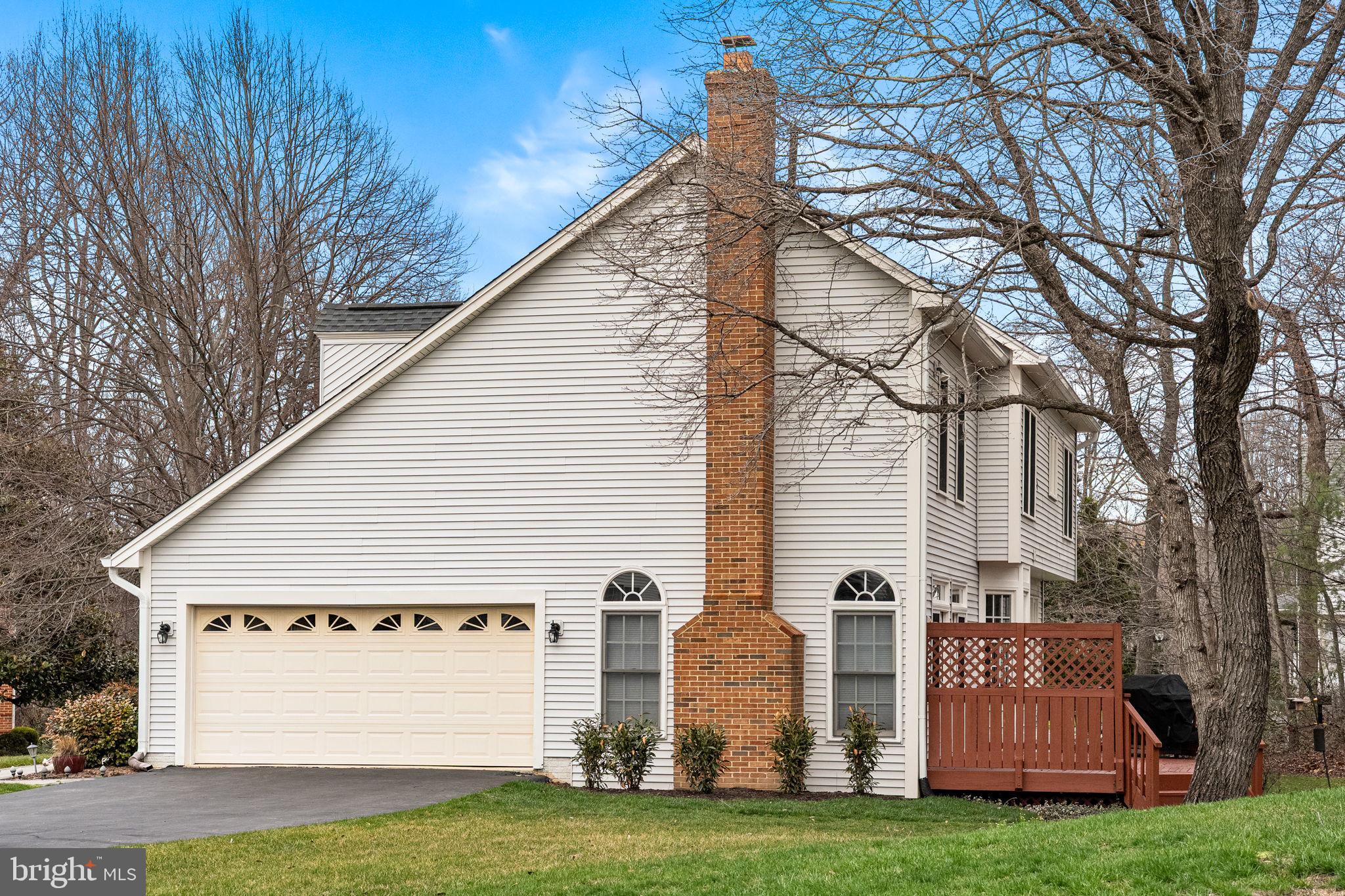 8648 CHASE GLEN CIRCLE