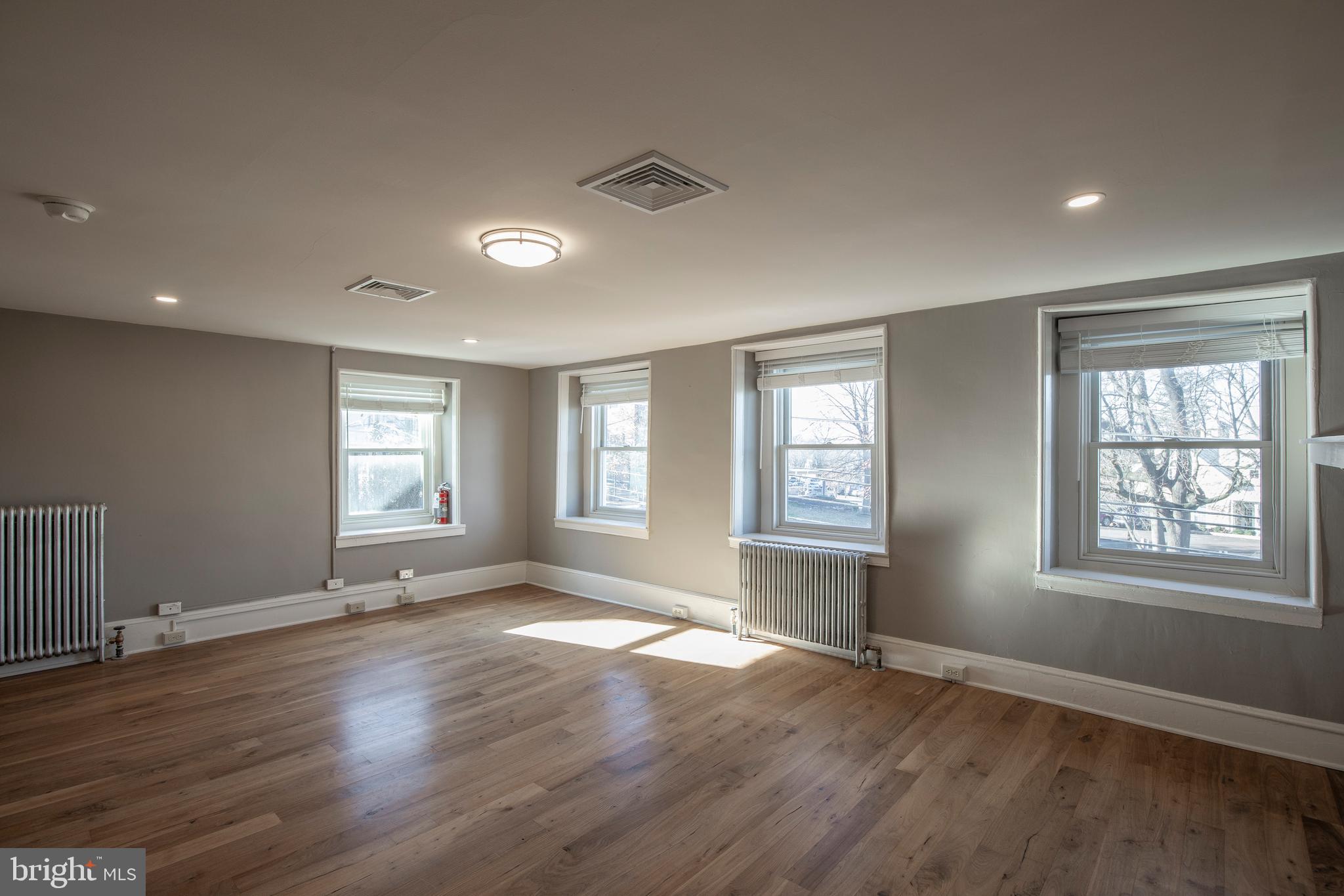 DOYLESTOWN BORO - Residential