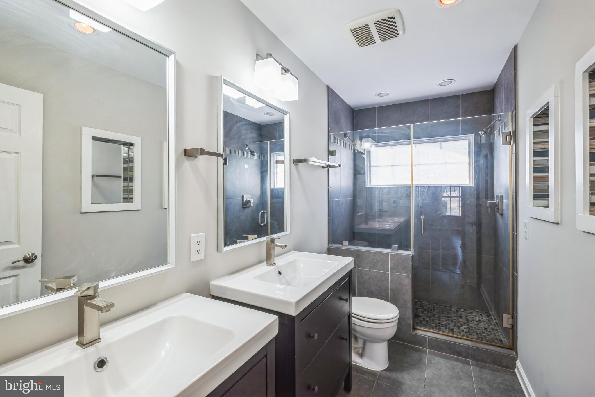 PARKSIDE AT DULLES - Residential