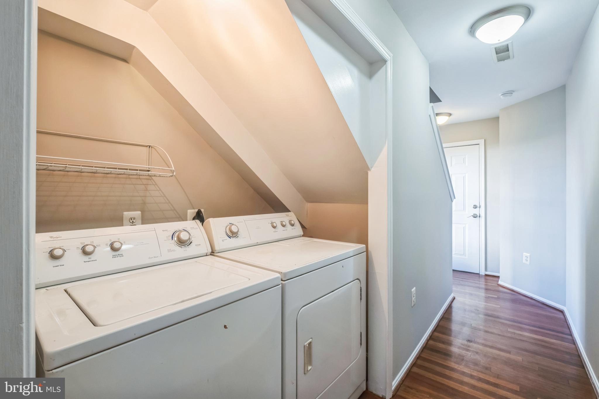 PARKSIDE AT DULLES - Residential