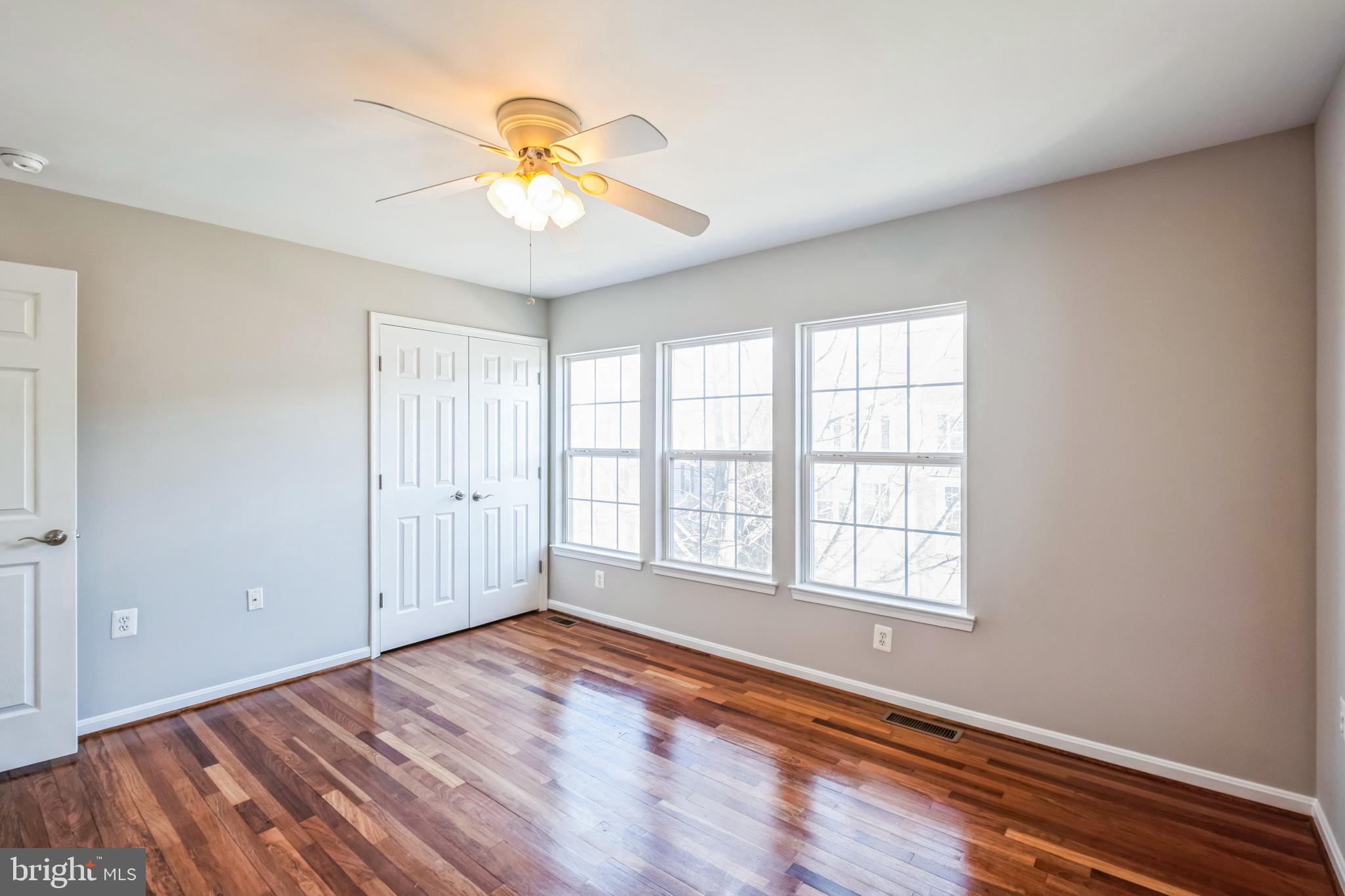 PARKSIDE AT DULLES - Residential