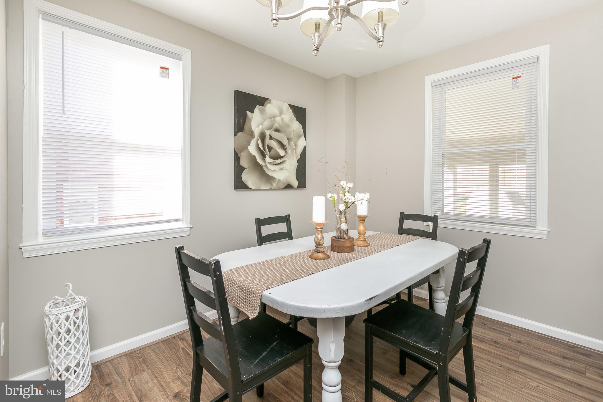 RAMBLEWOOD - Residential