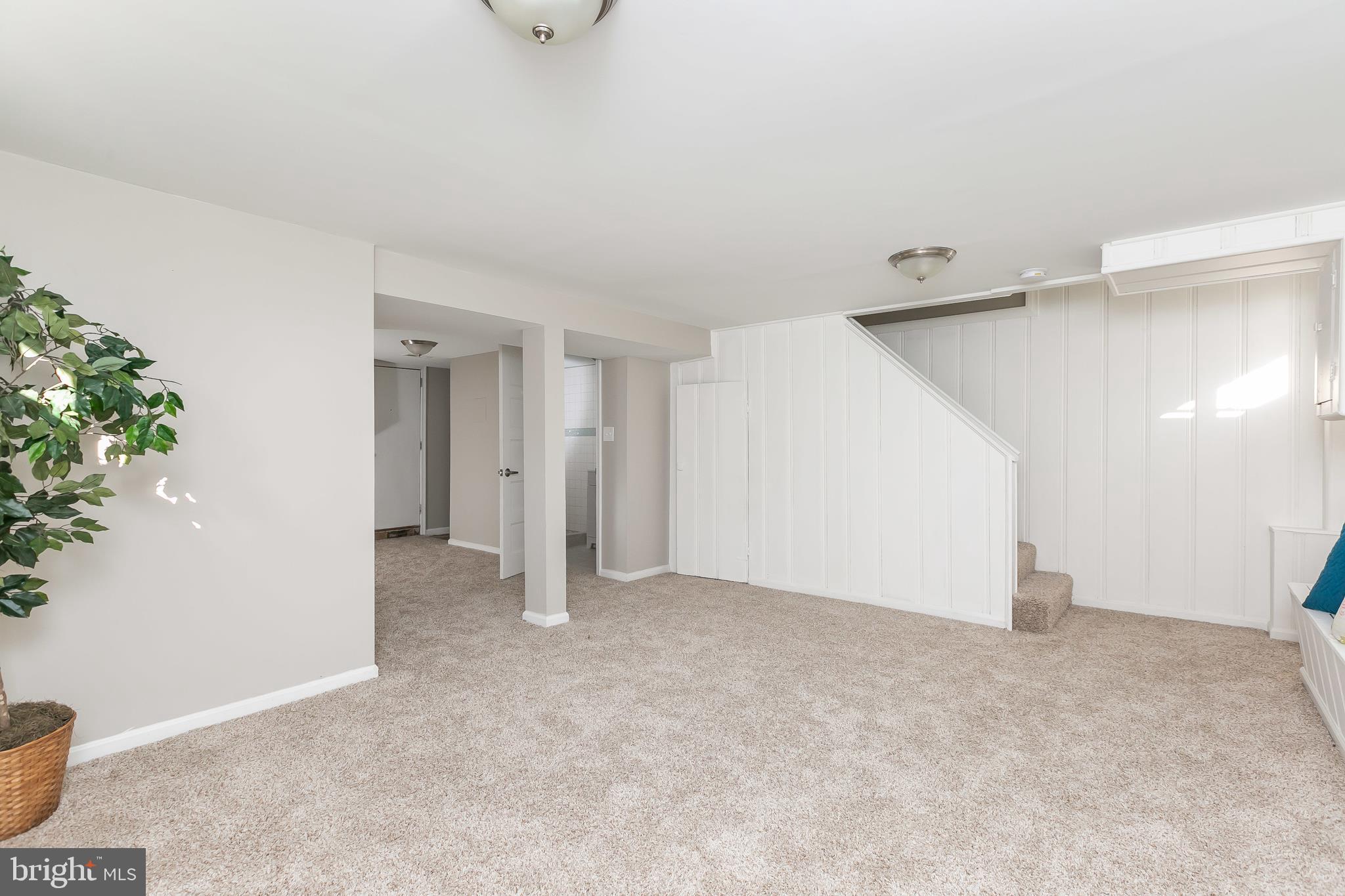 RAMBLEWOOD - Residential