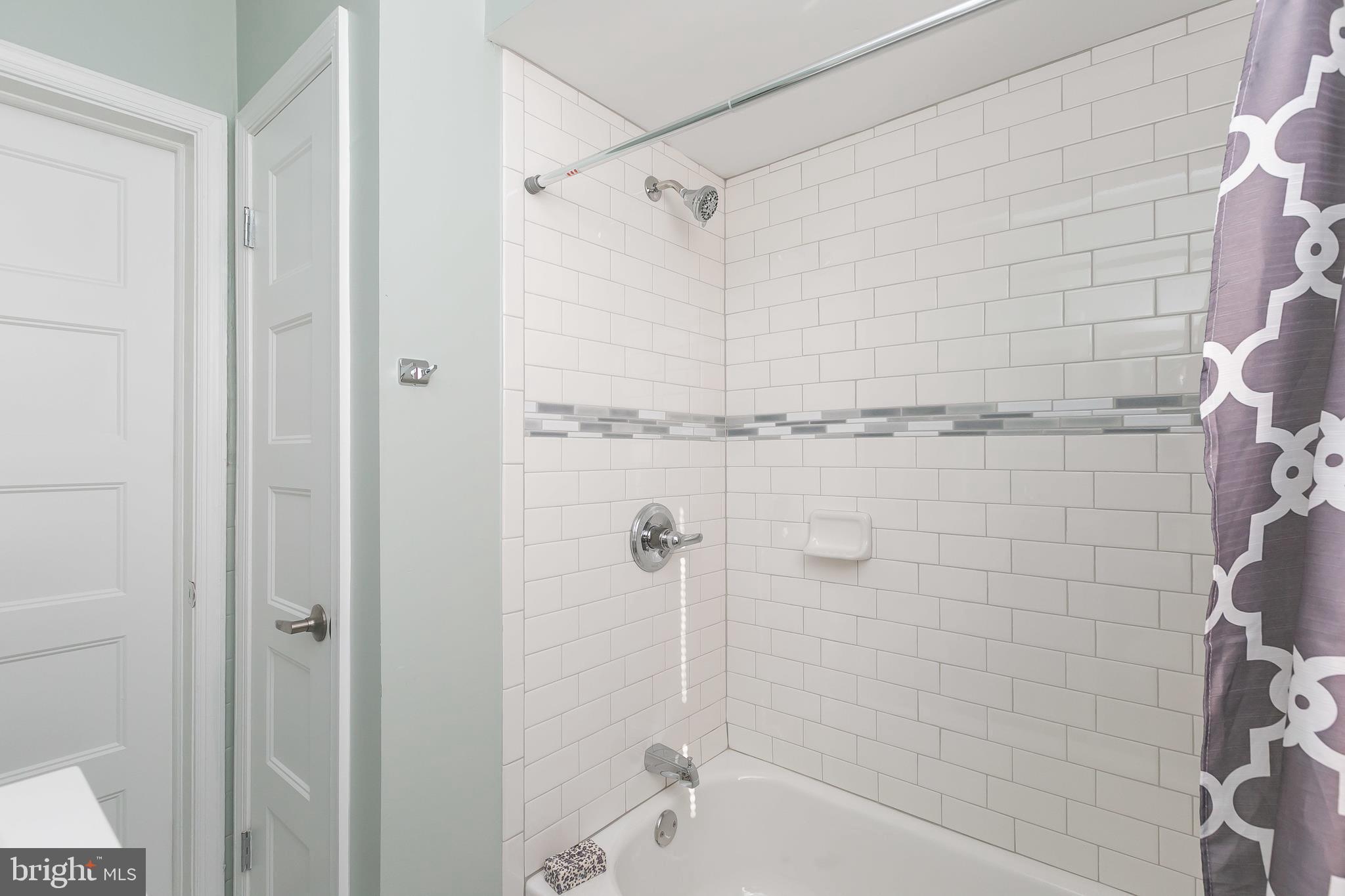 RAMBLEWOOD - Residential