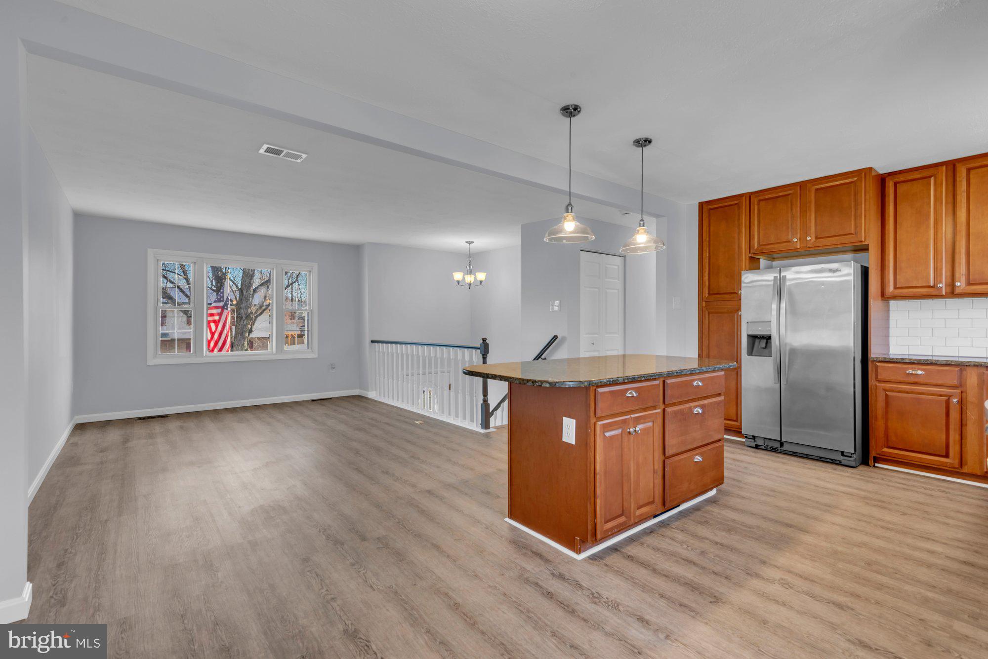 FOUR SEASONS ESTATES - Residential