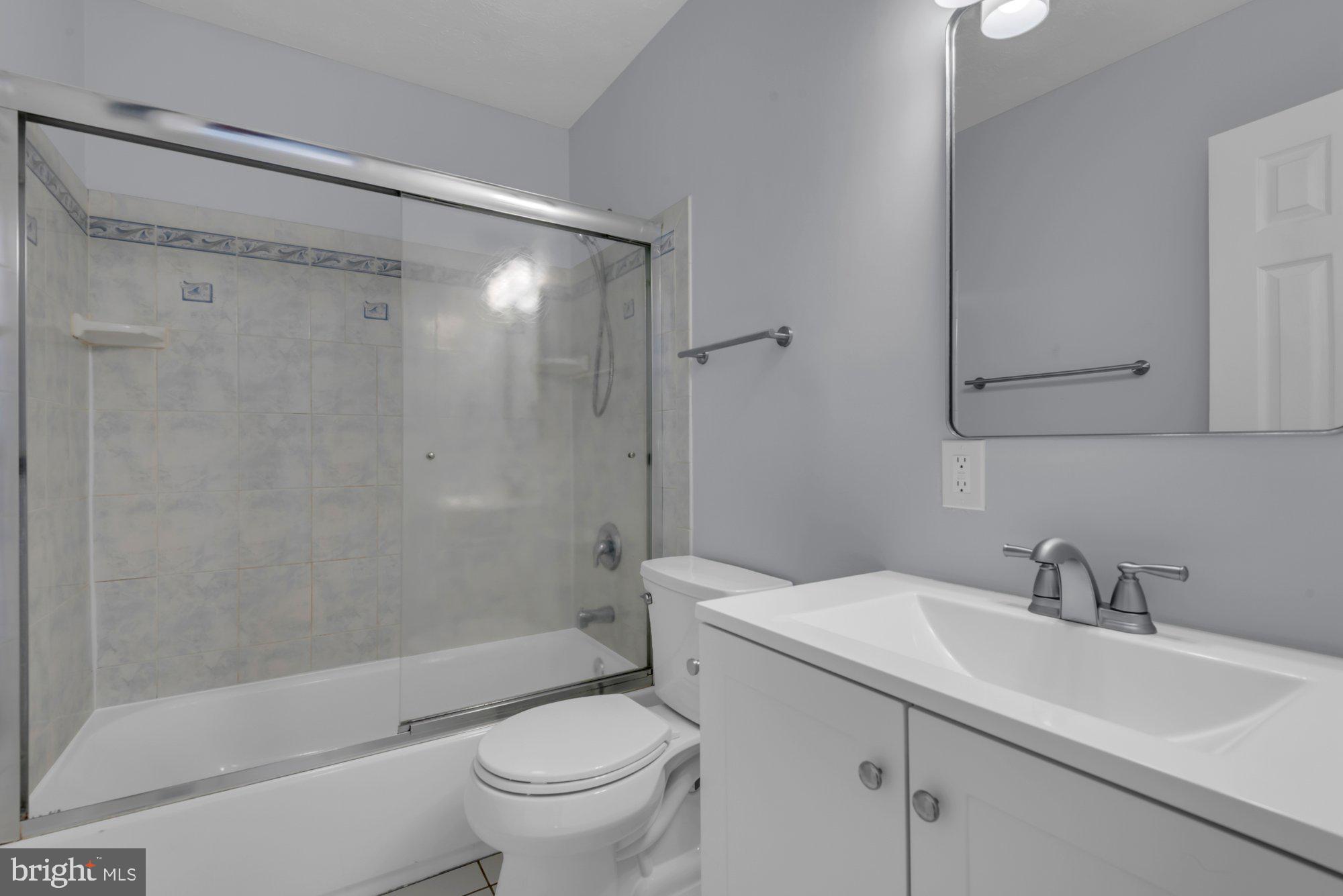 FOUR SEASONS ESTATES - Residential