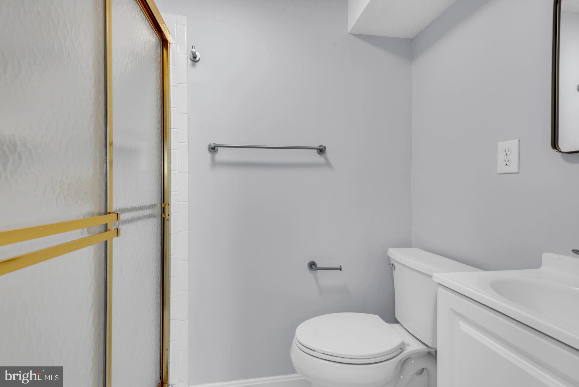 FOUR SEASONS ESTATES - Residential