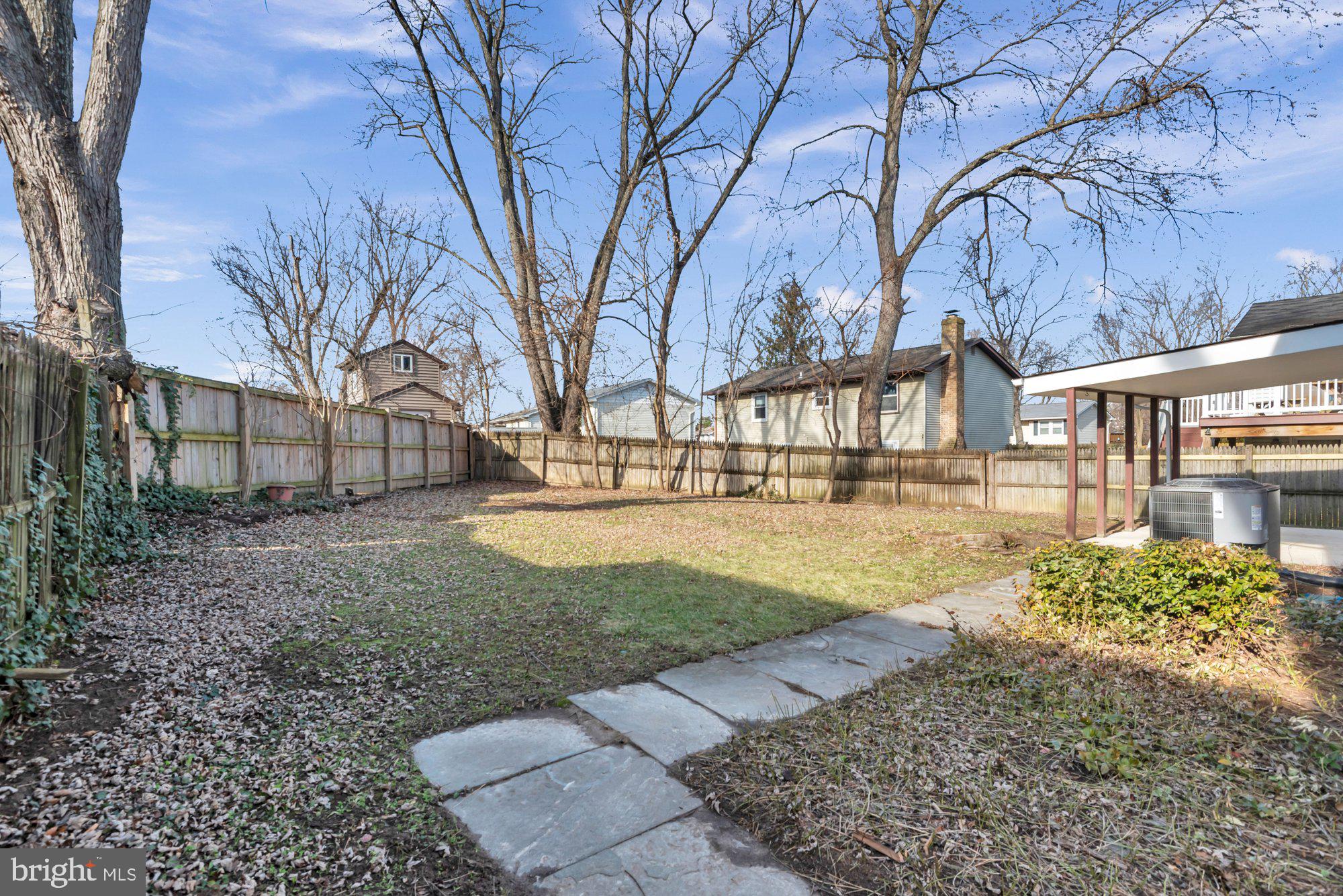 FOUR SEASONS ESTATES - Residential