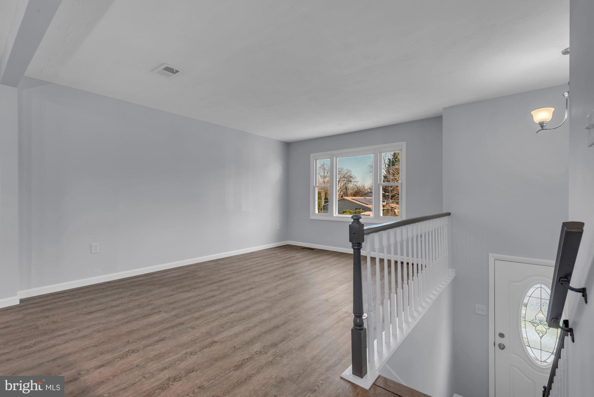 FOUR SEASONS ESTATES - Residential