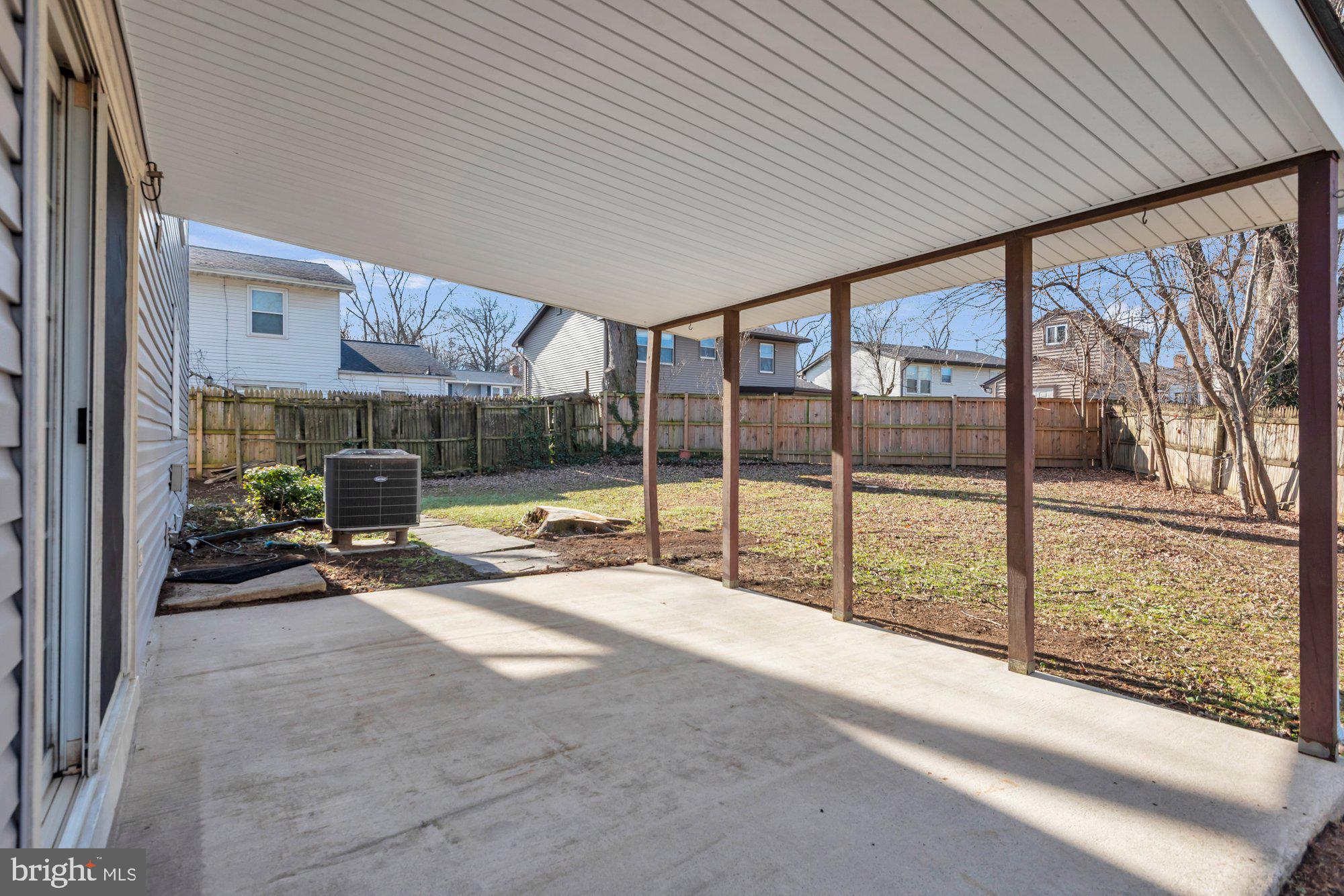 FOUR SEASONS ESTATES - Residential