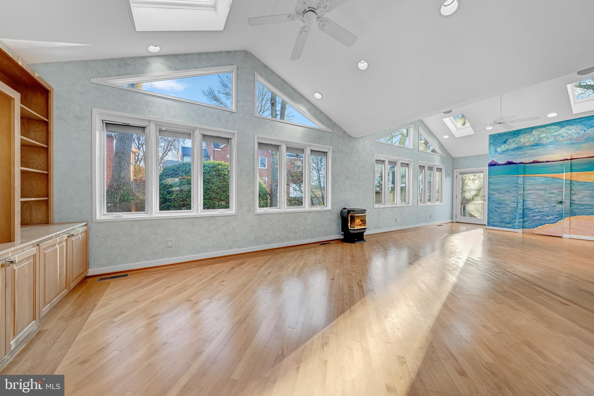 SHIRLEY WOODS - Residential