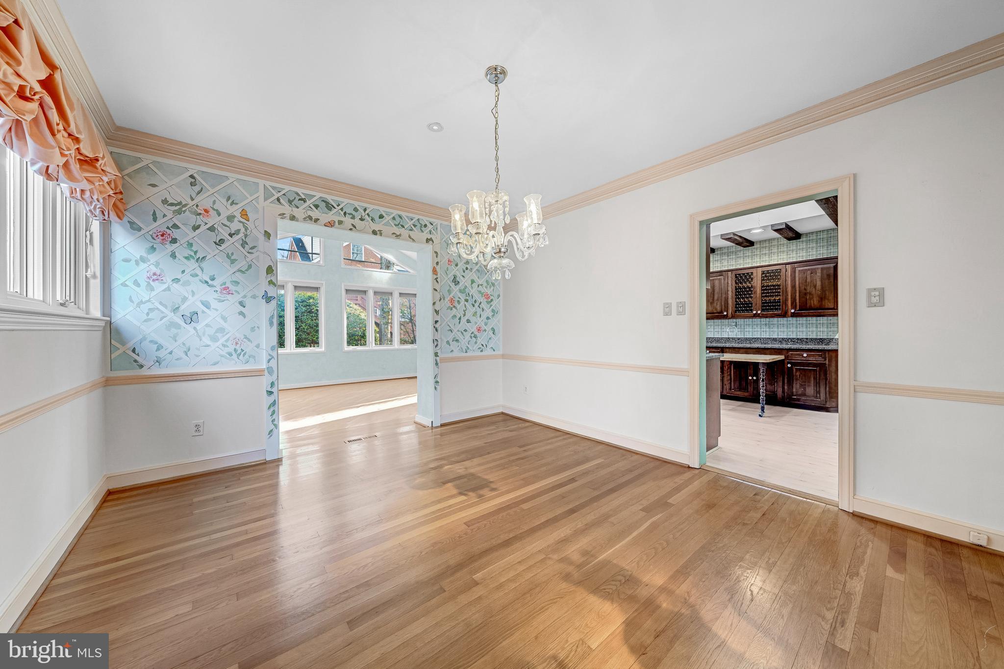 SHIRLEY WOODS - Residential