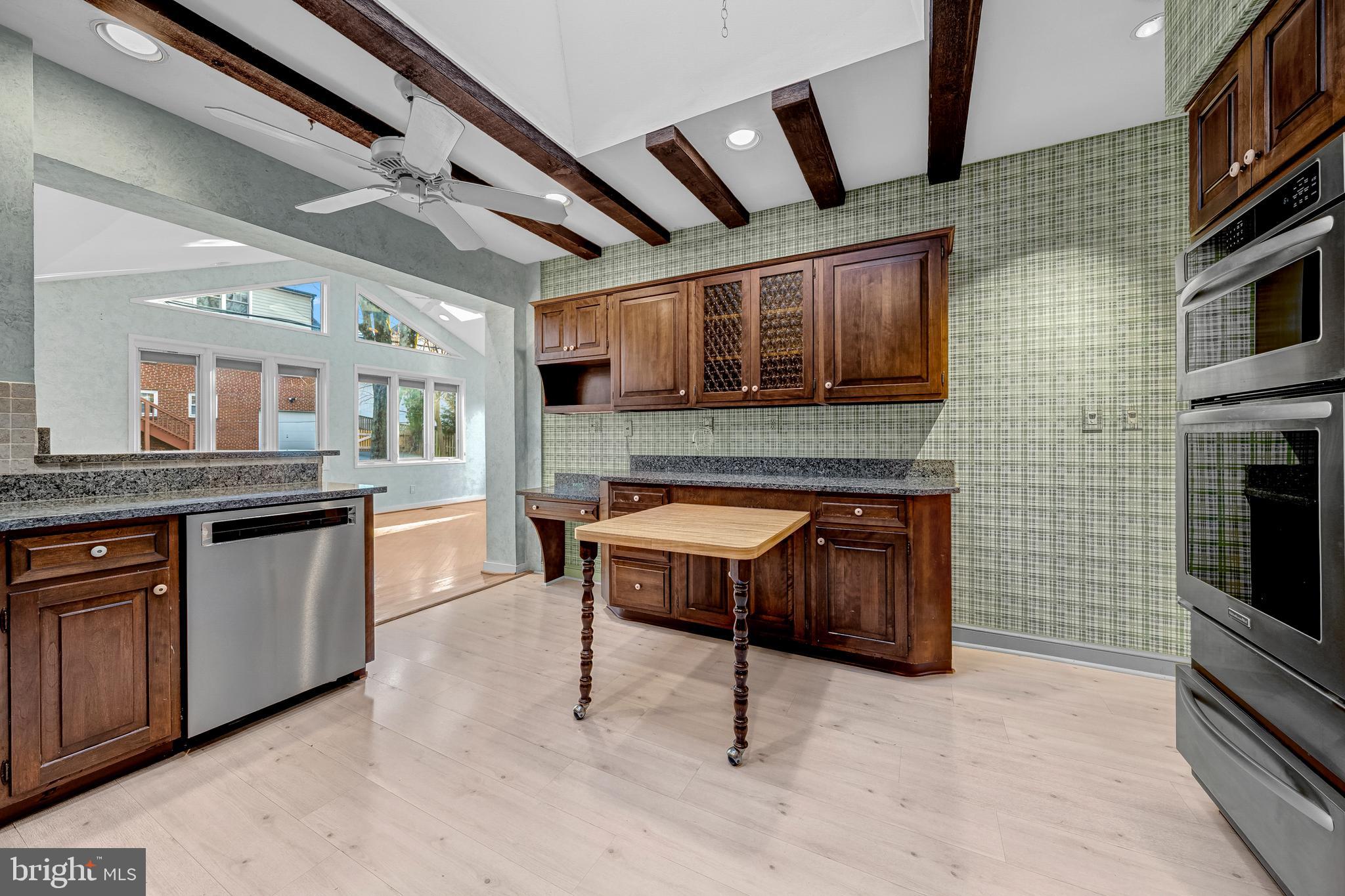 SHIRLEY WOODS - Residential