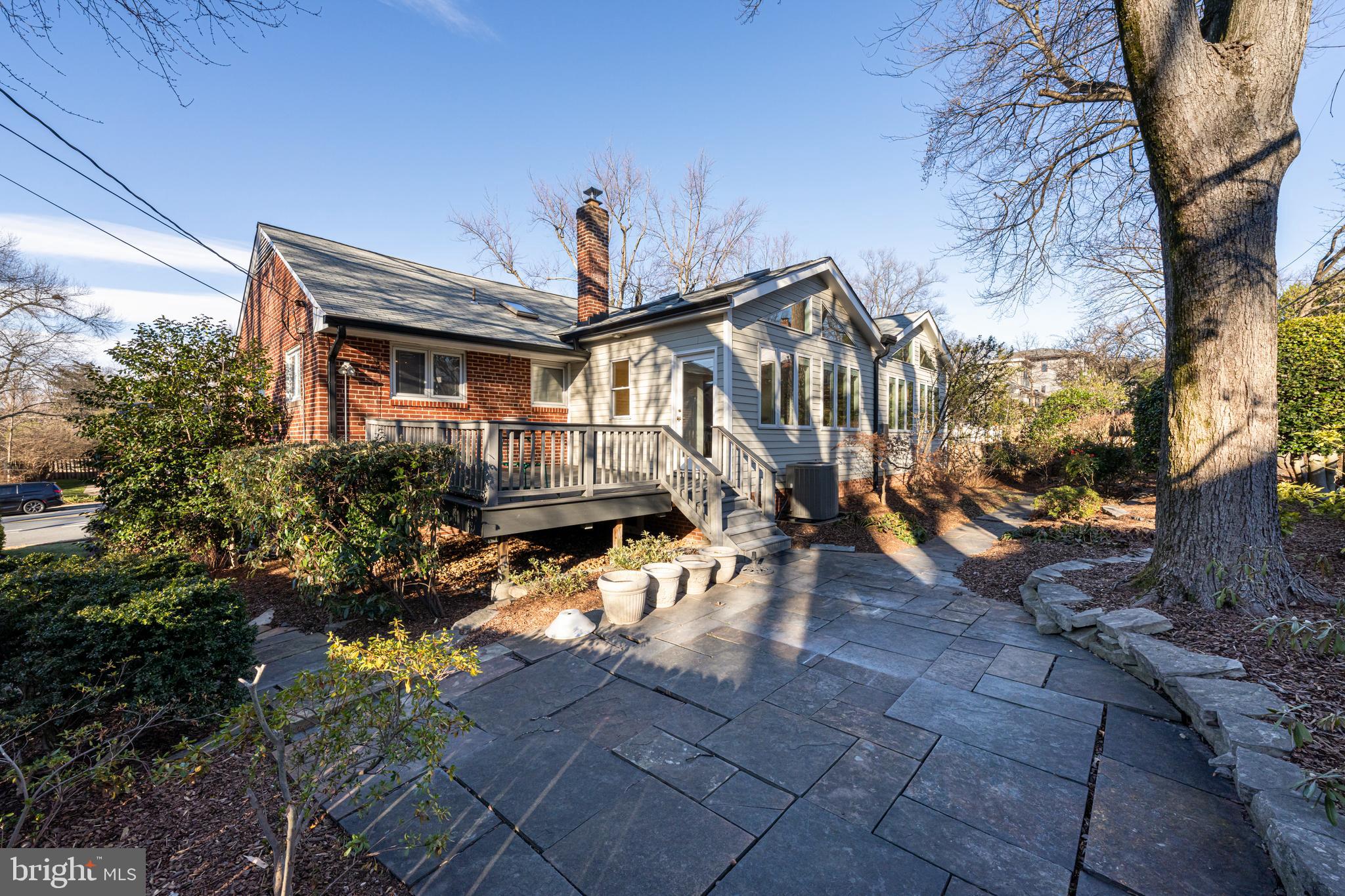 SHIRLEY WOODS - Residential