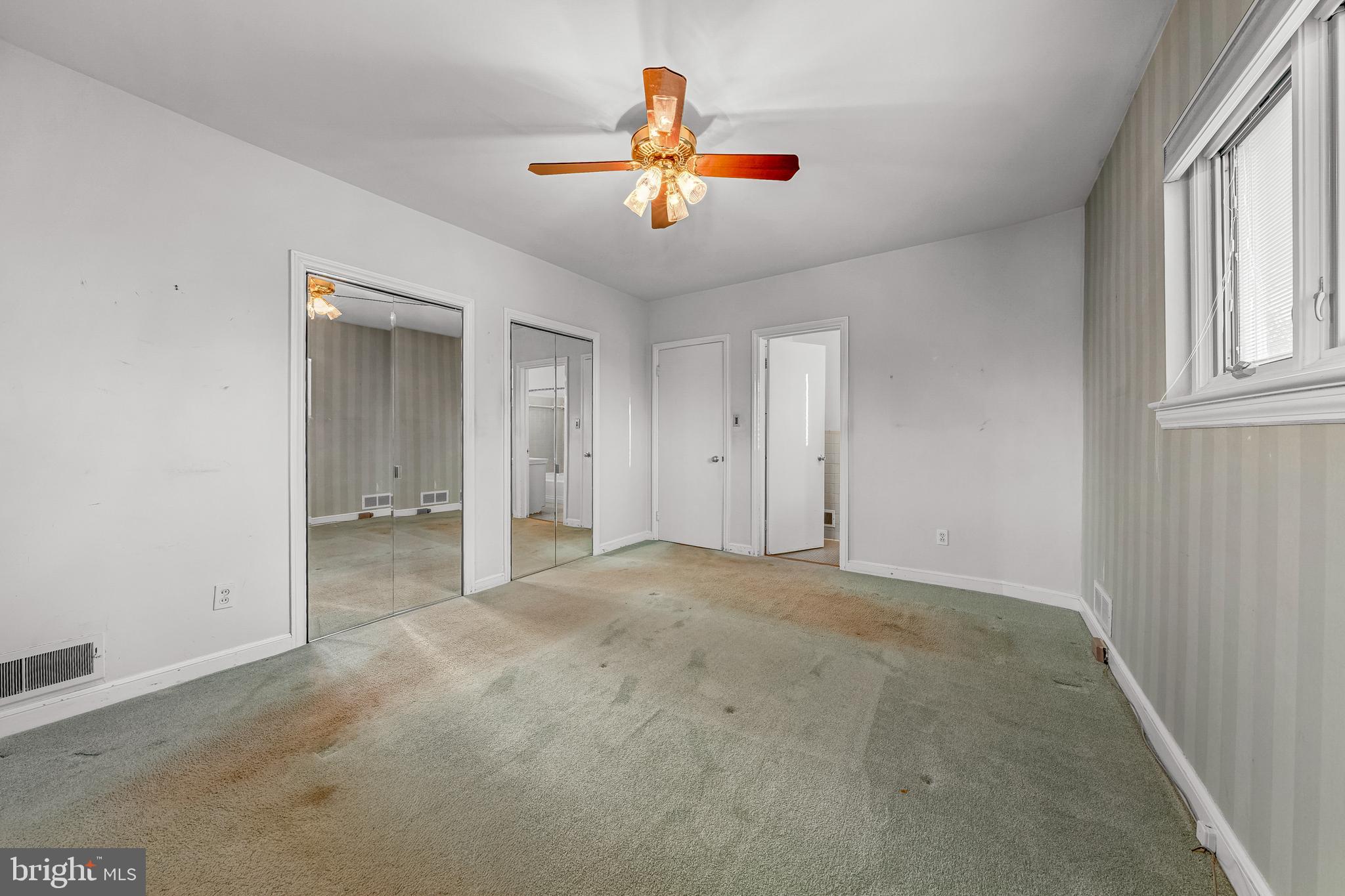 SHIRLEY WOODS - Residential