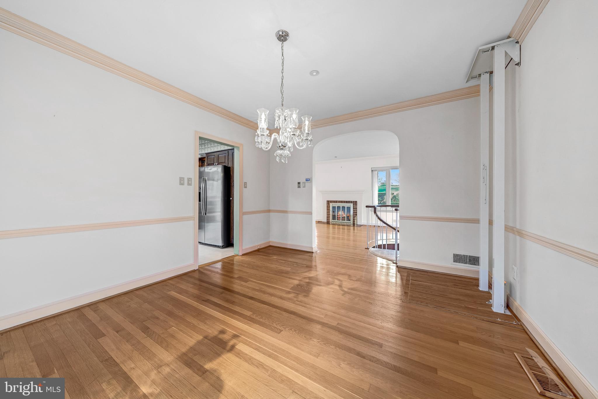 SHIRLEY WOODS - Residential