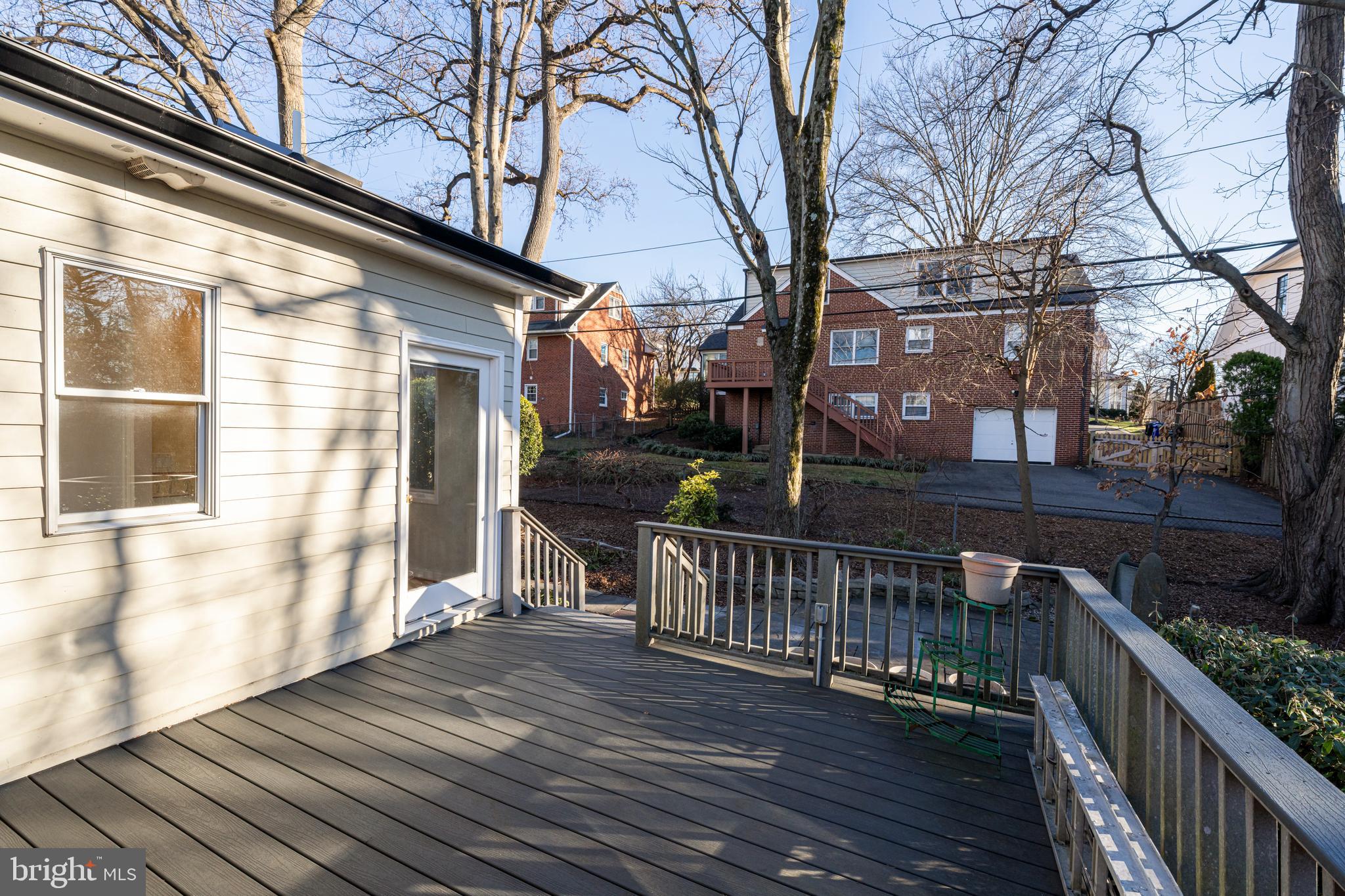 SHIRLEY WOODS - Residential