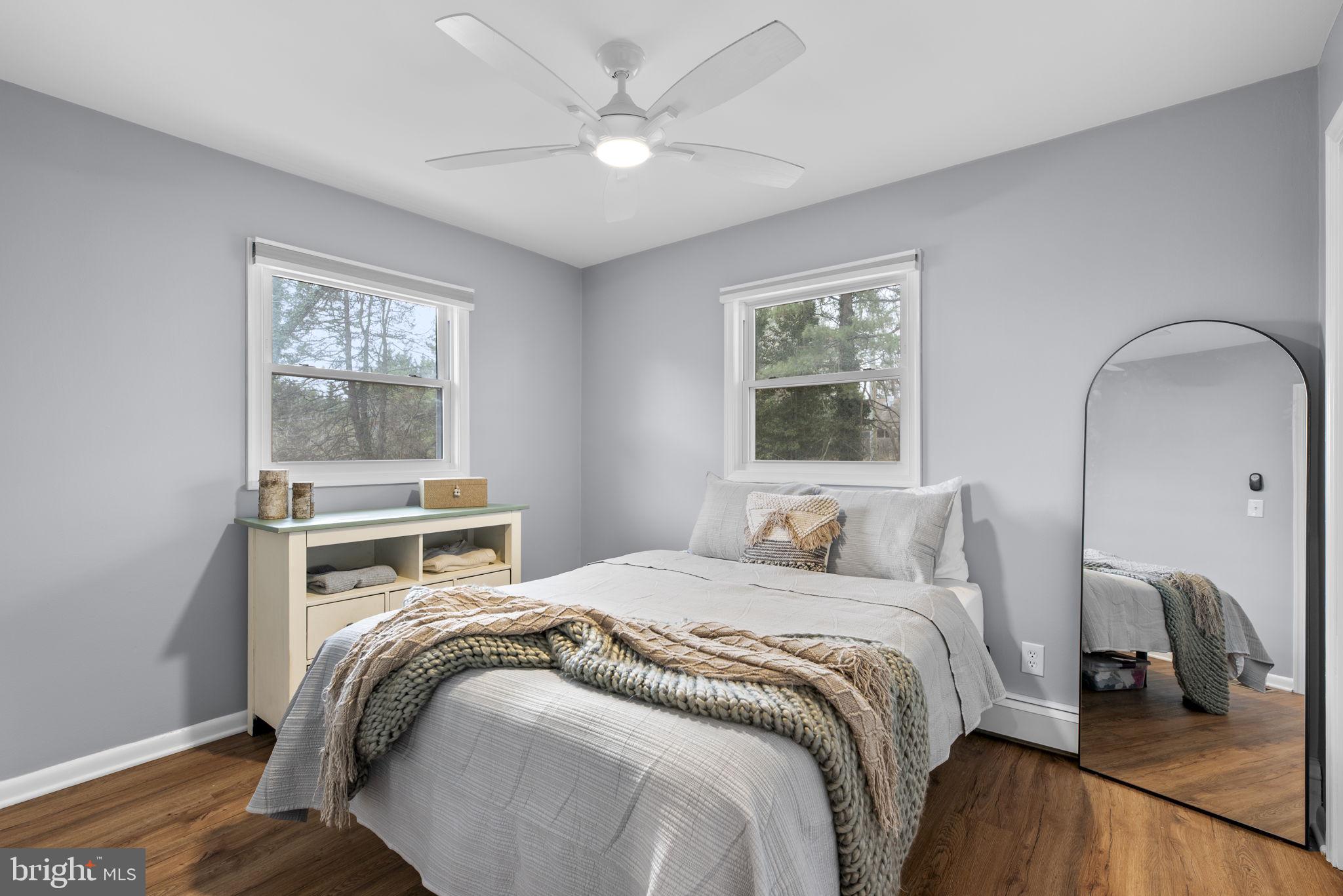 FONT HILL MANOR - Residential