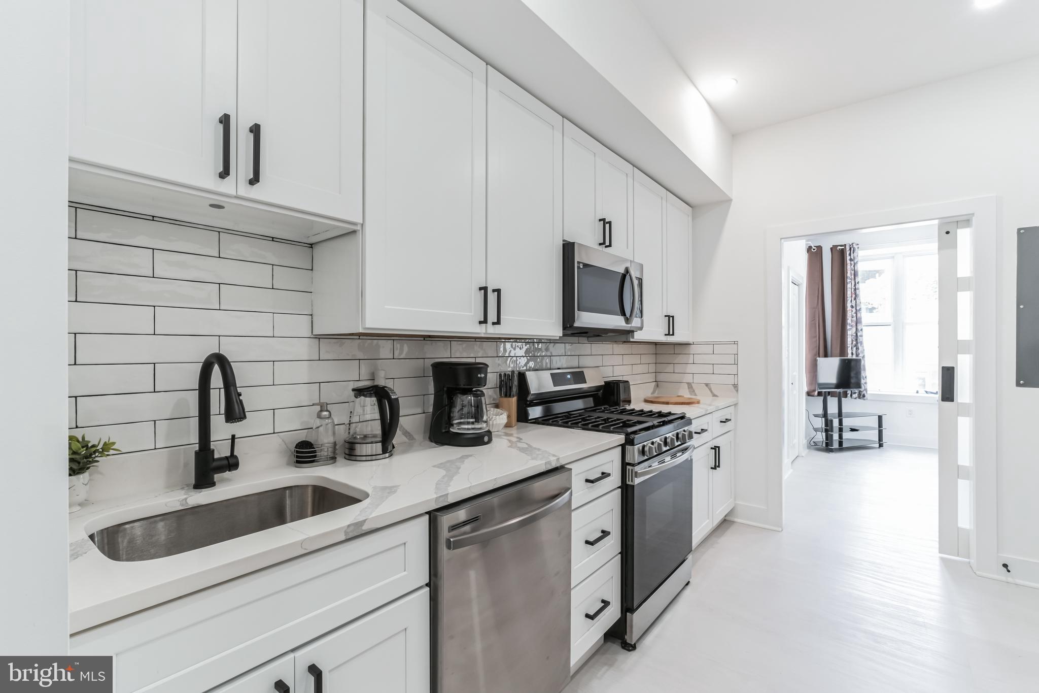 33 FLORIDA AVENUE NE 3