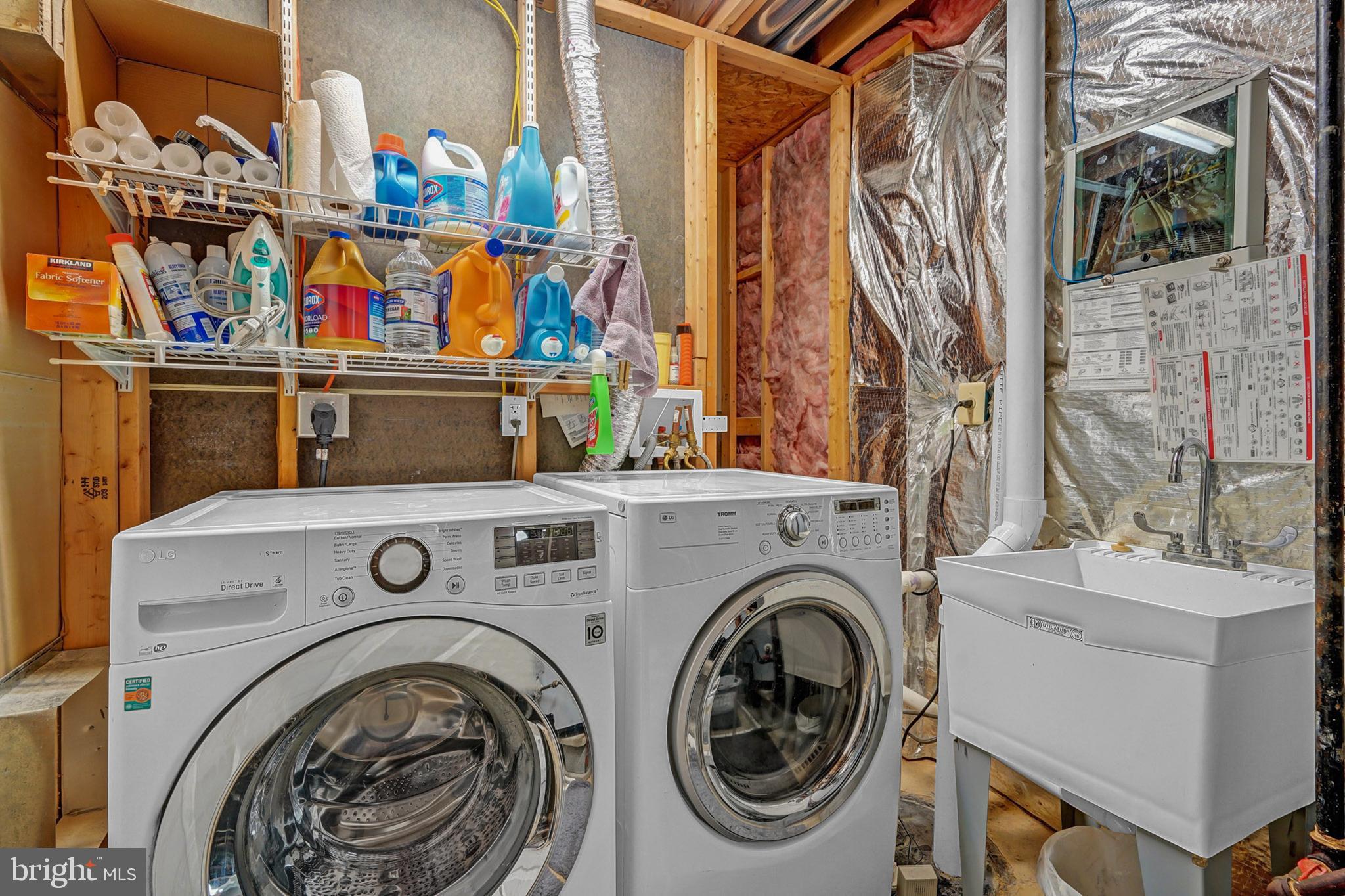 HUNTER ESTATES - Residential