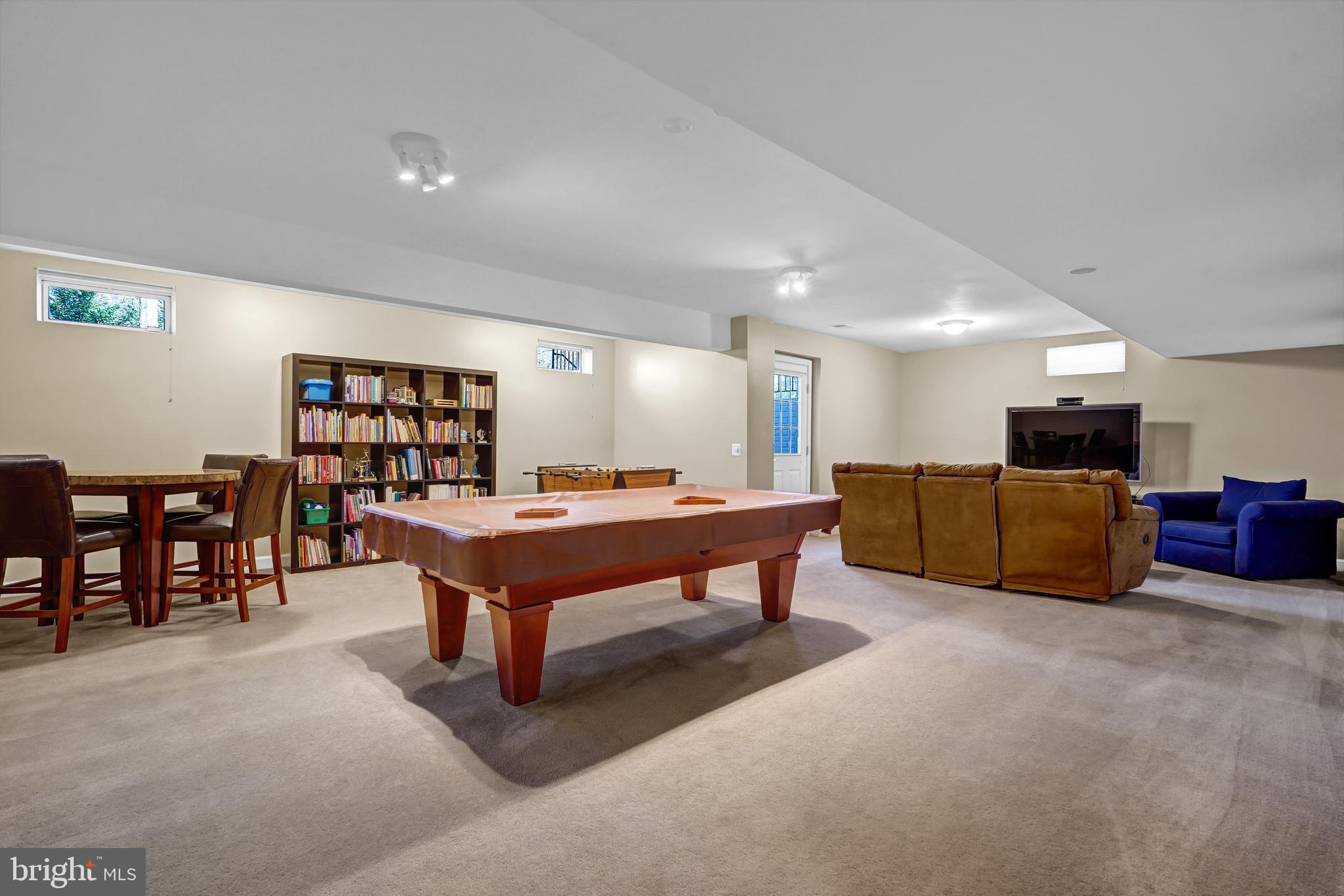 HUNTER ESTATES - Residential