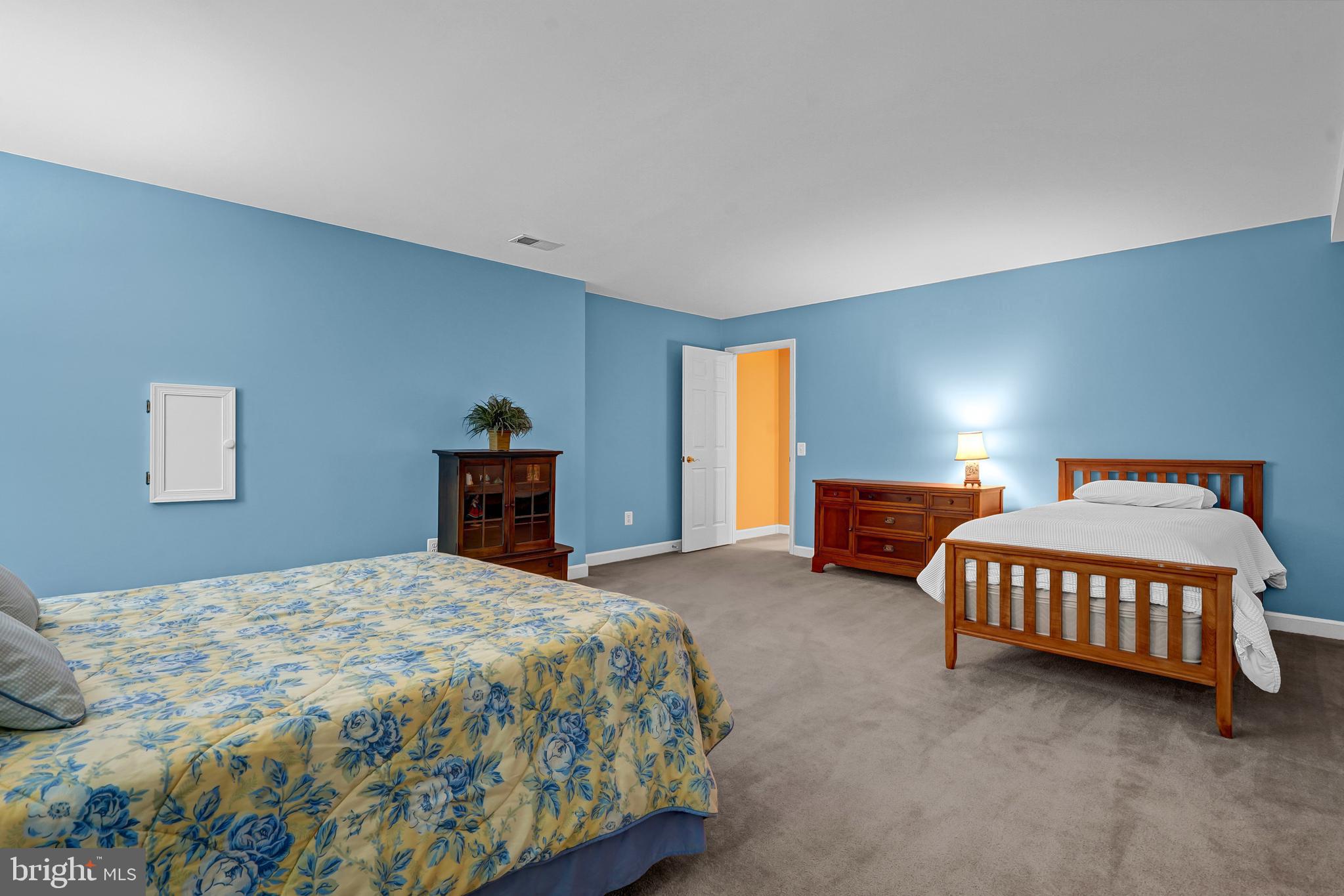 HUNTER ESTATES - Residential