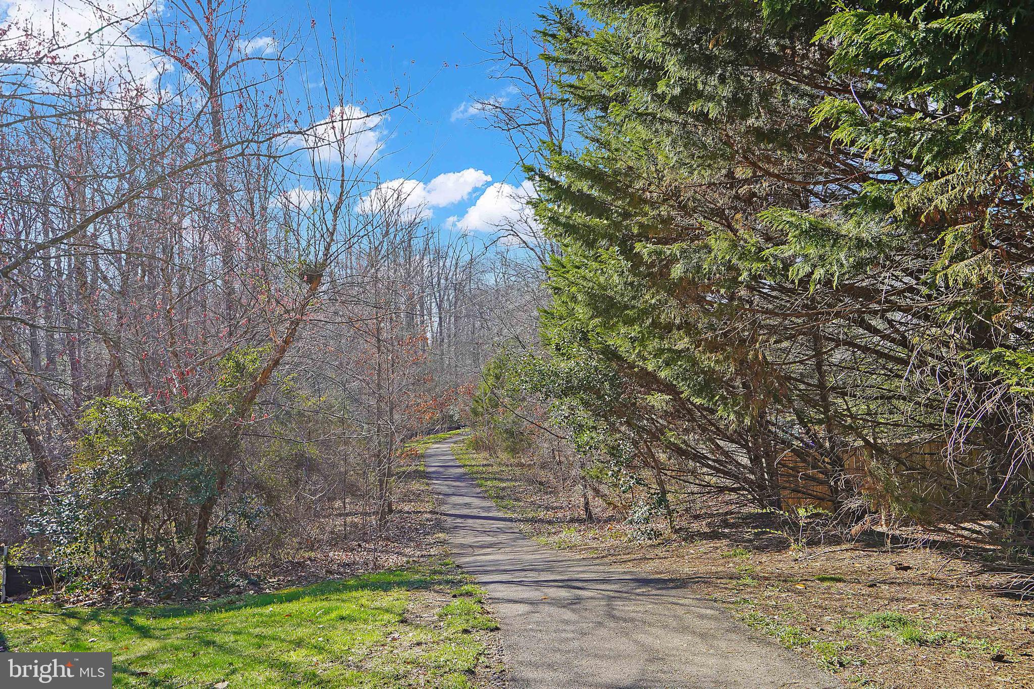 HUNTER ESTATES - Residential