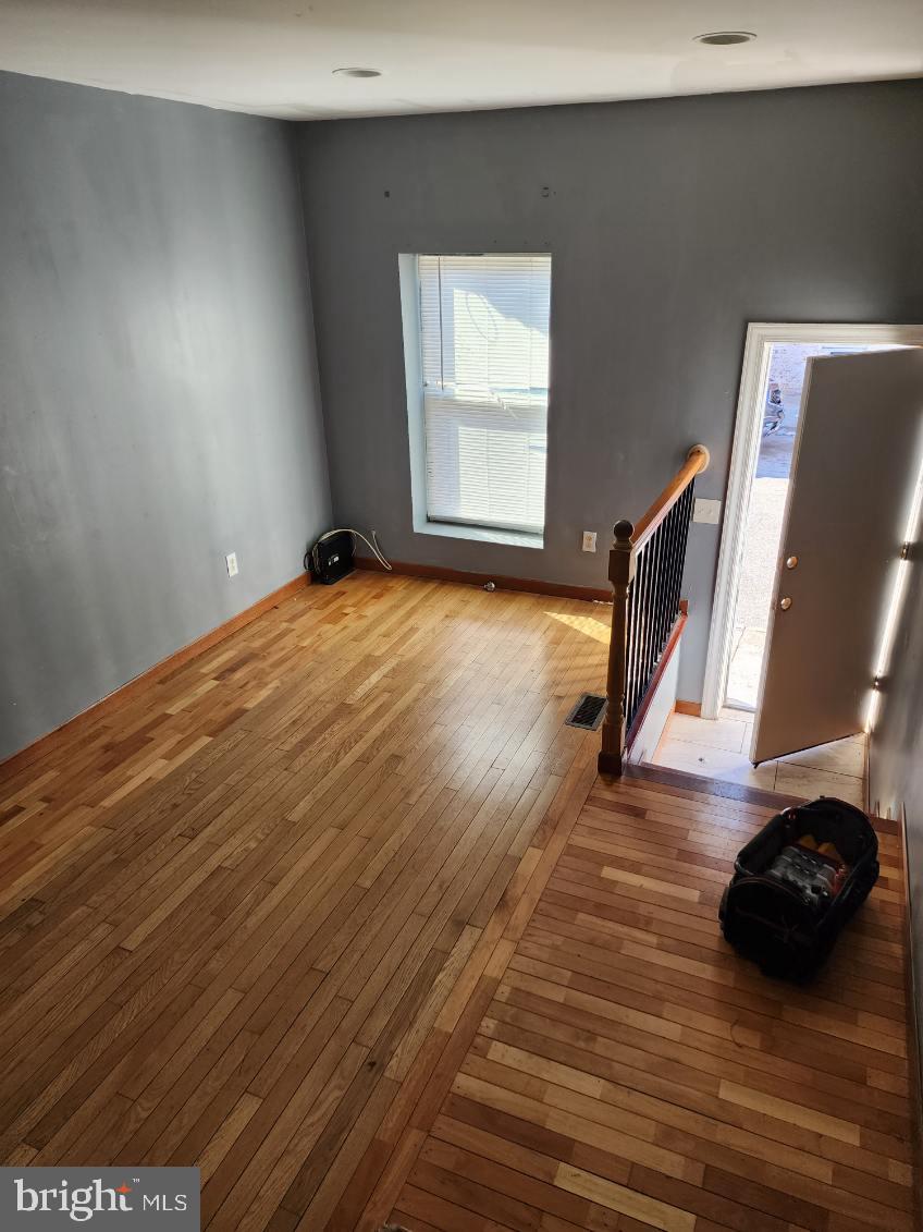 EAST BALTIMORE MIDWAY - Residential