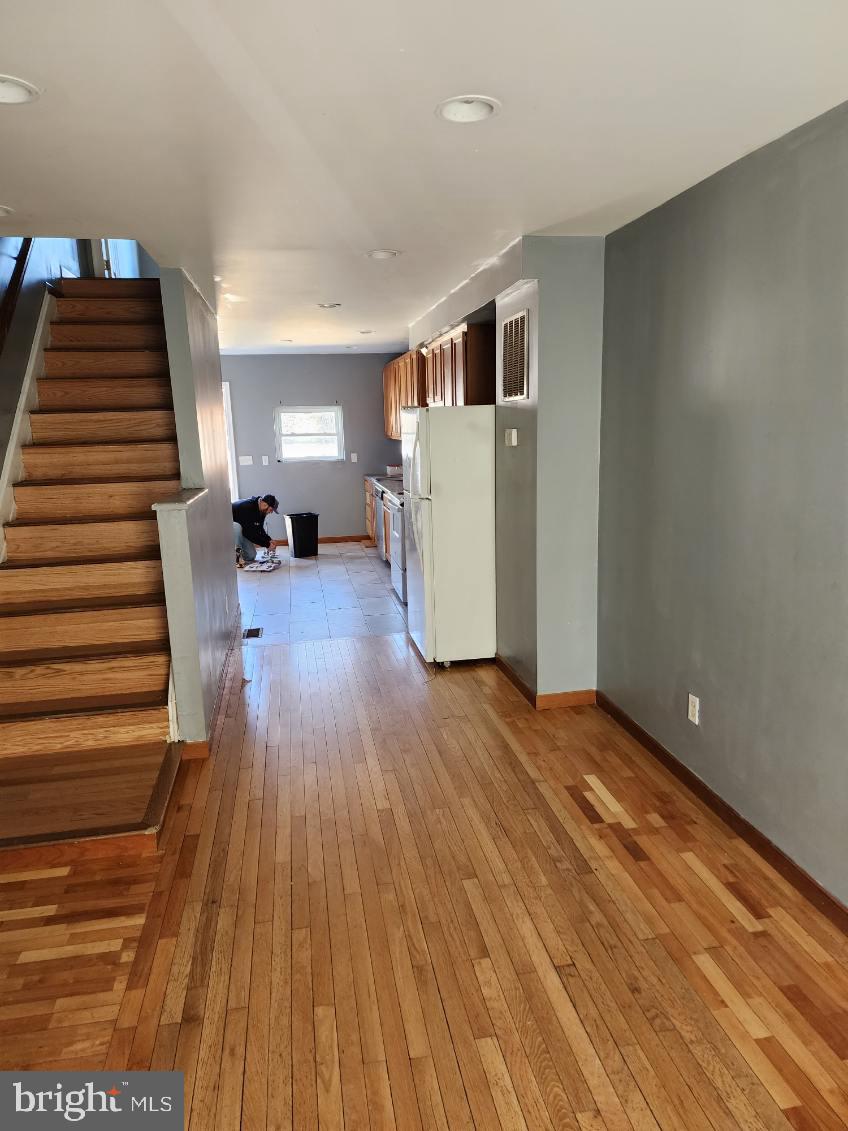 EAST BALTIMORE MIDWAY - Residential