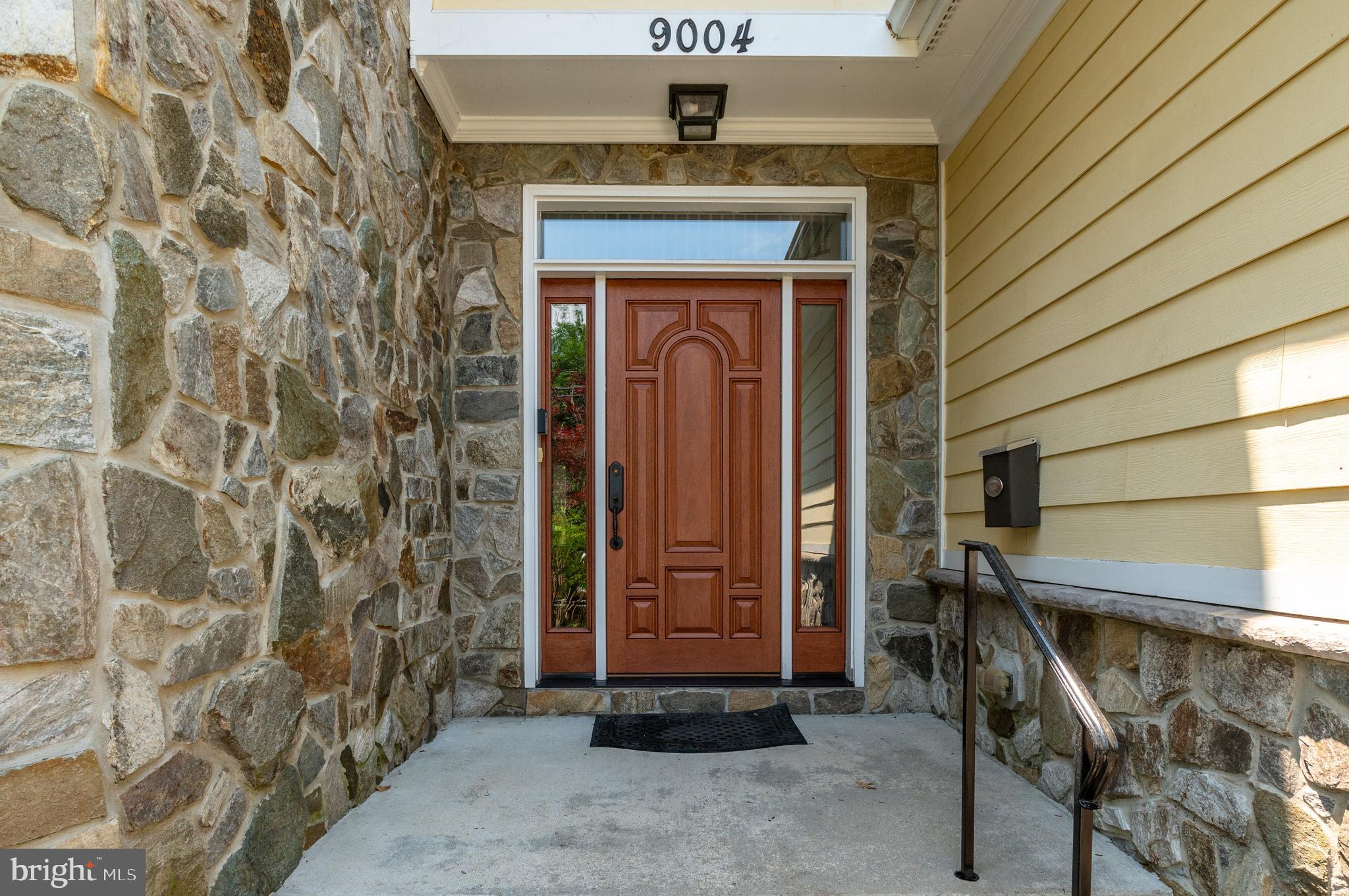 AYRLAWN - Residential