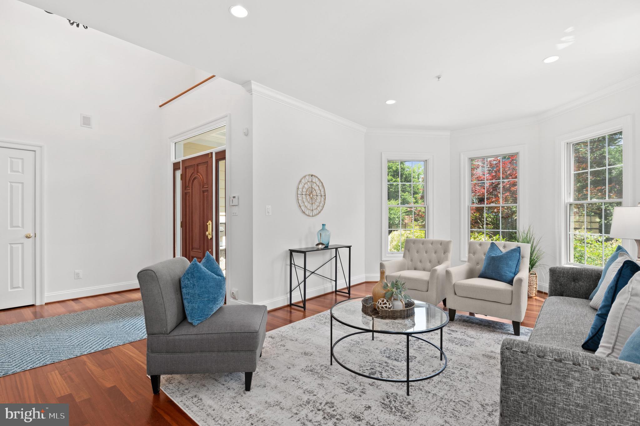 AYRLAWN - Residential