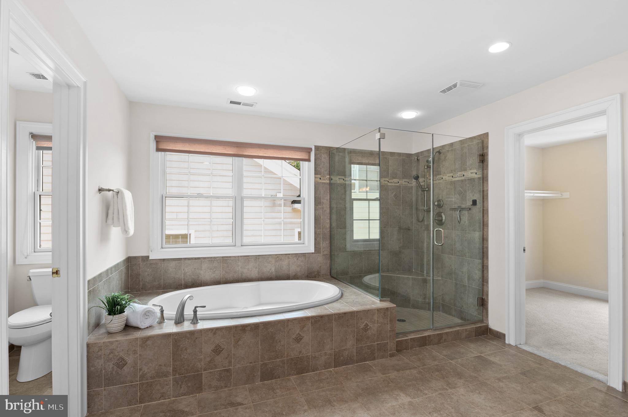 AYRLAWN - Residential