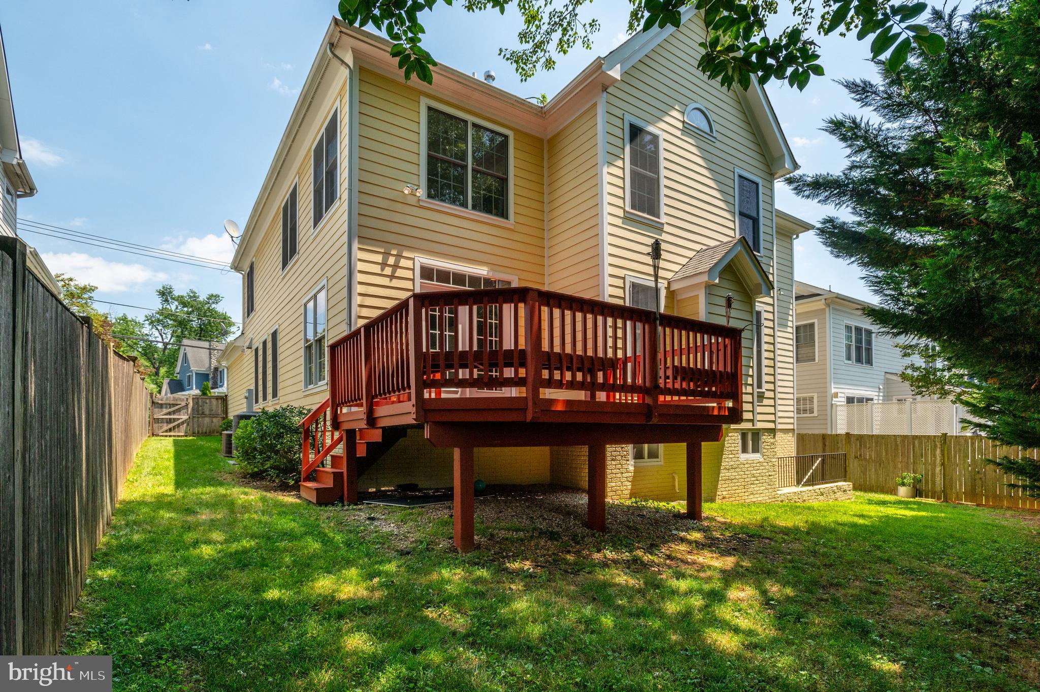 AYRLAWN - Residential