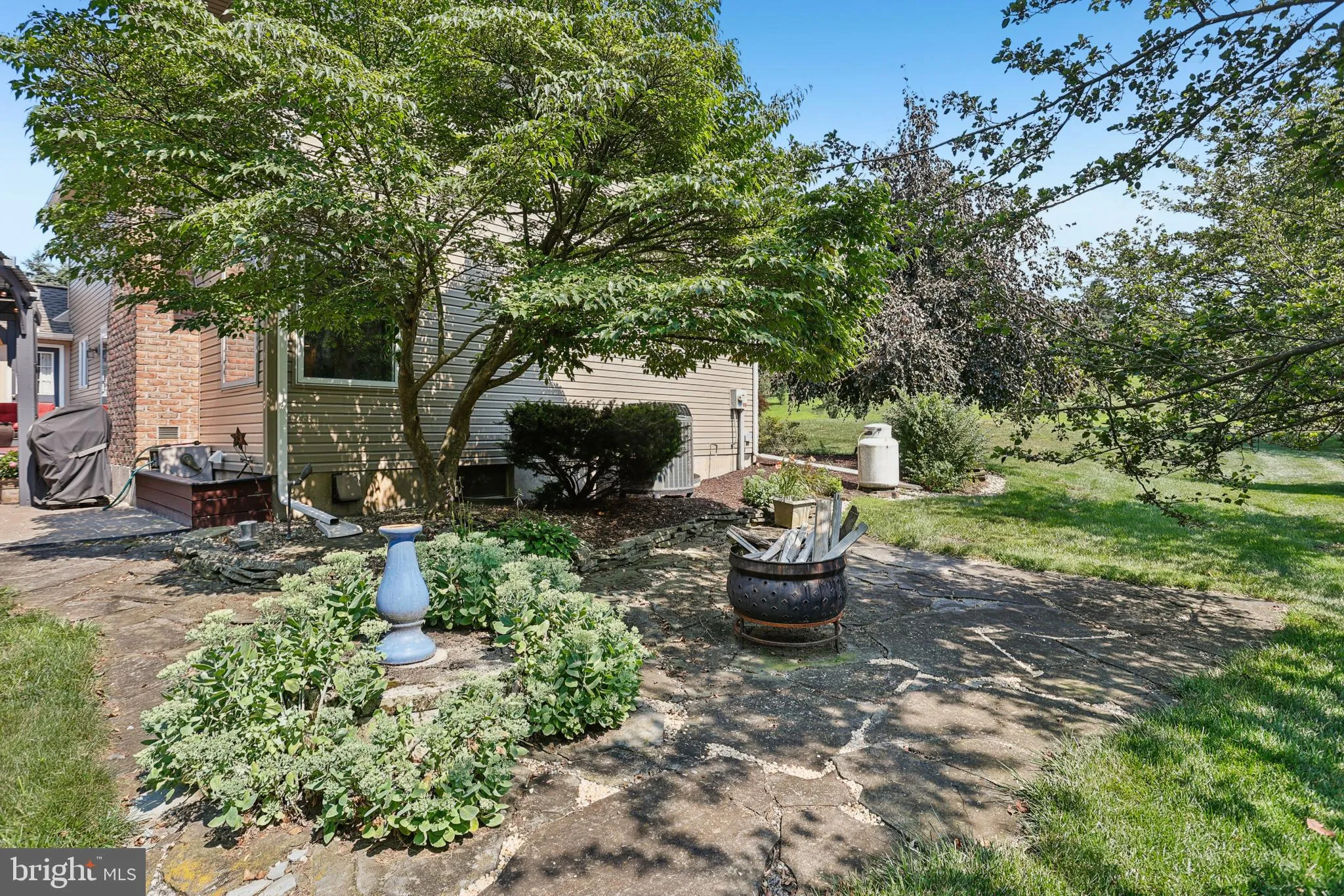 Orefield, Pennsylvania 18069, United States, 4 Bedrooms Bedrooms, ,3 BathroomsBathrooms,Residential,Contingent,187592