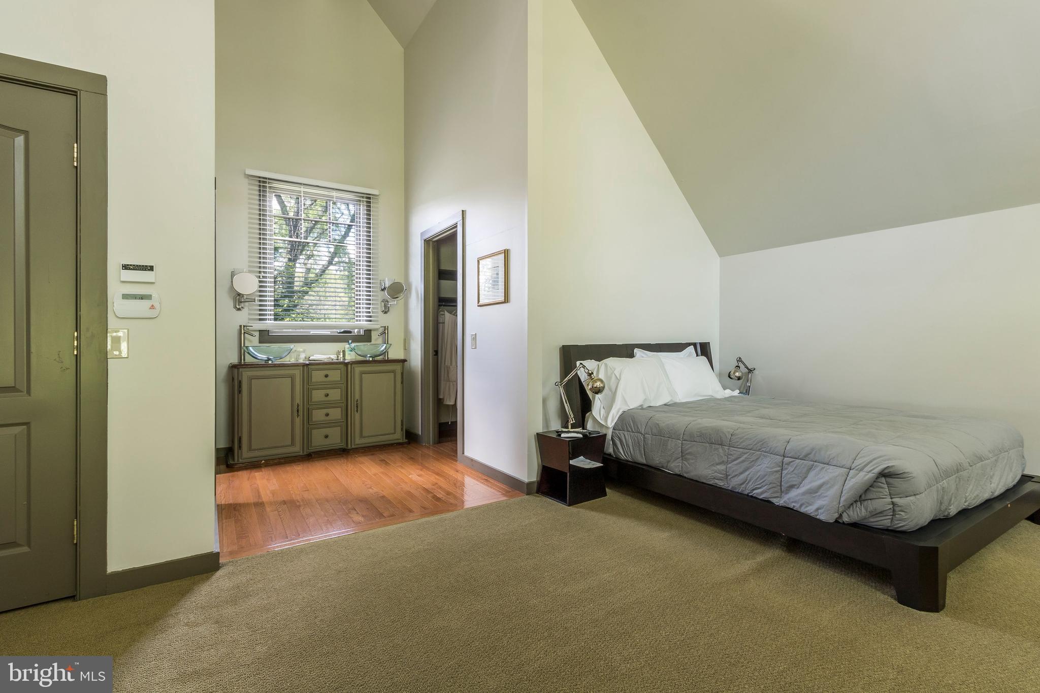 PLUMSTEAD - Residential