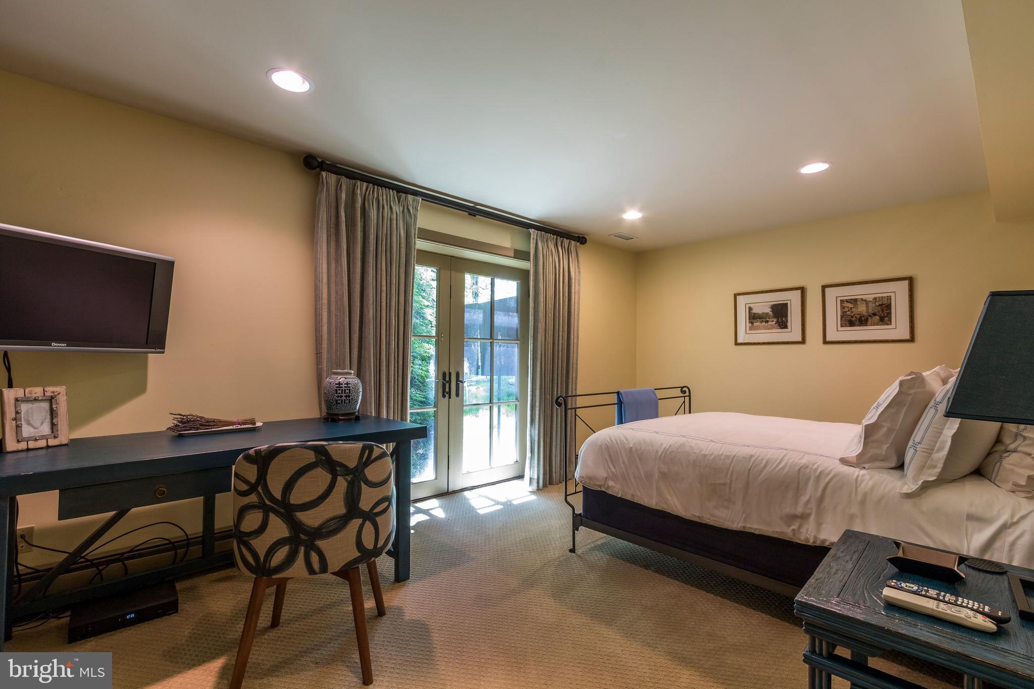 PLUMSTEAD - Residential