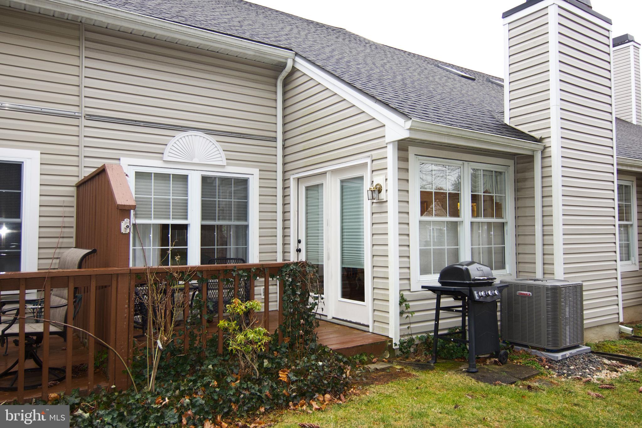 SPRING RIDGE - Residential