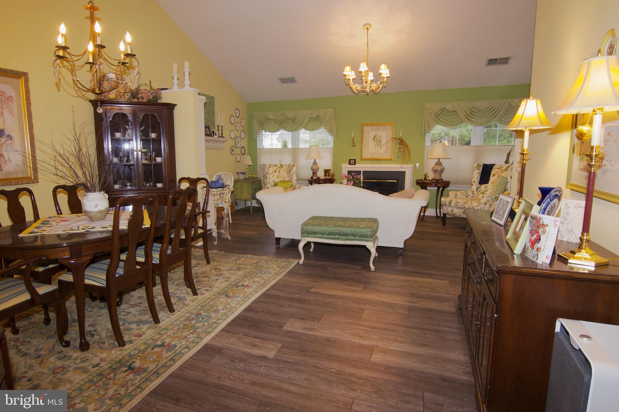 SPRING RIDGE - Residential