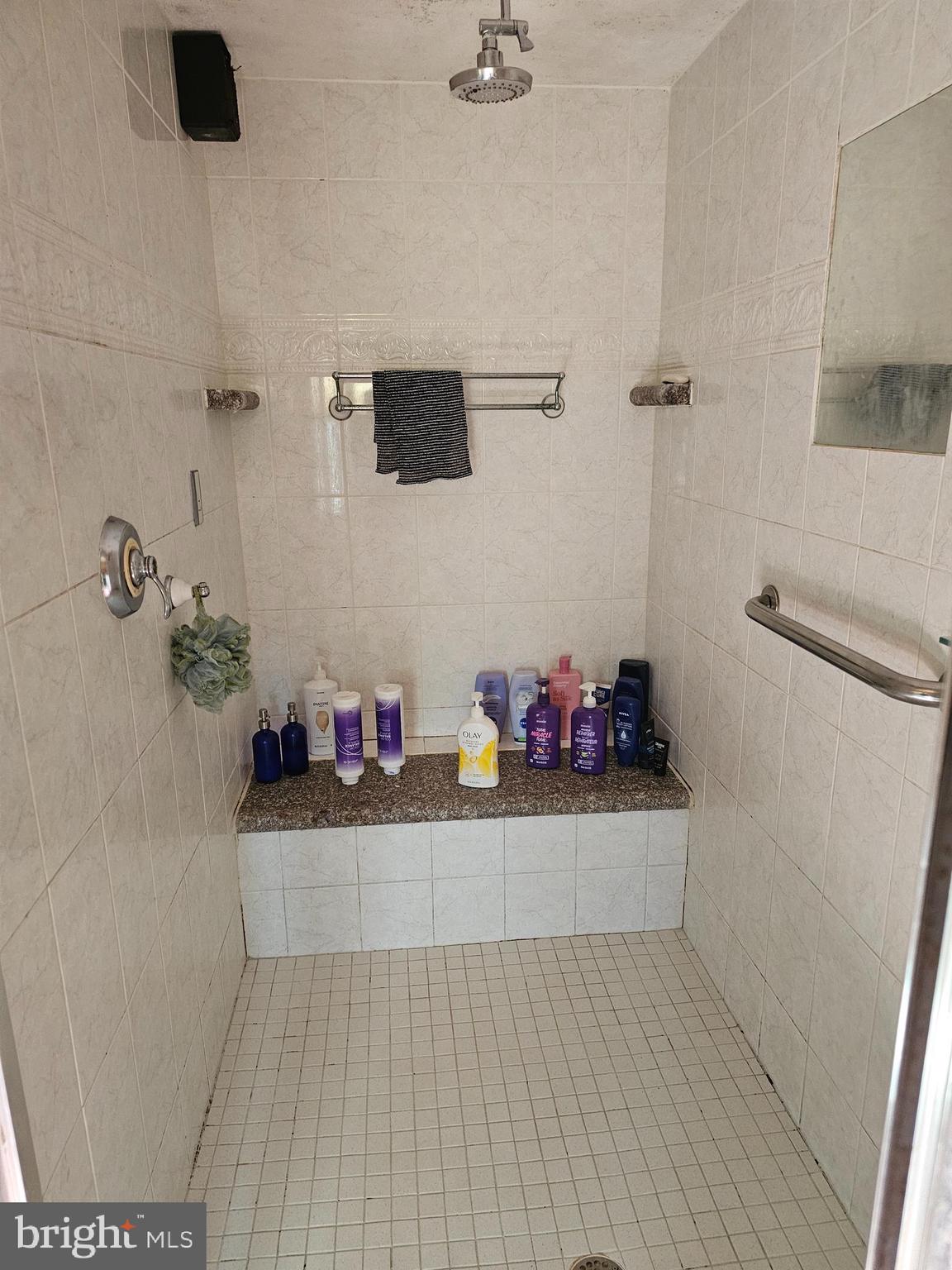 TAREYTON ESTATES - Residential