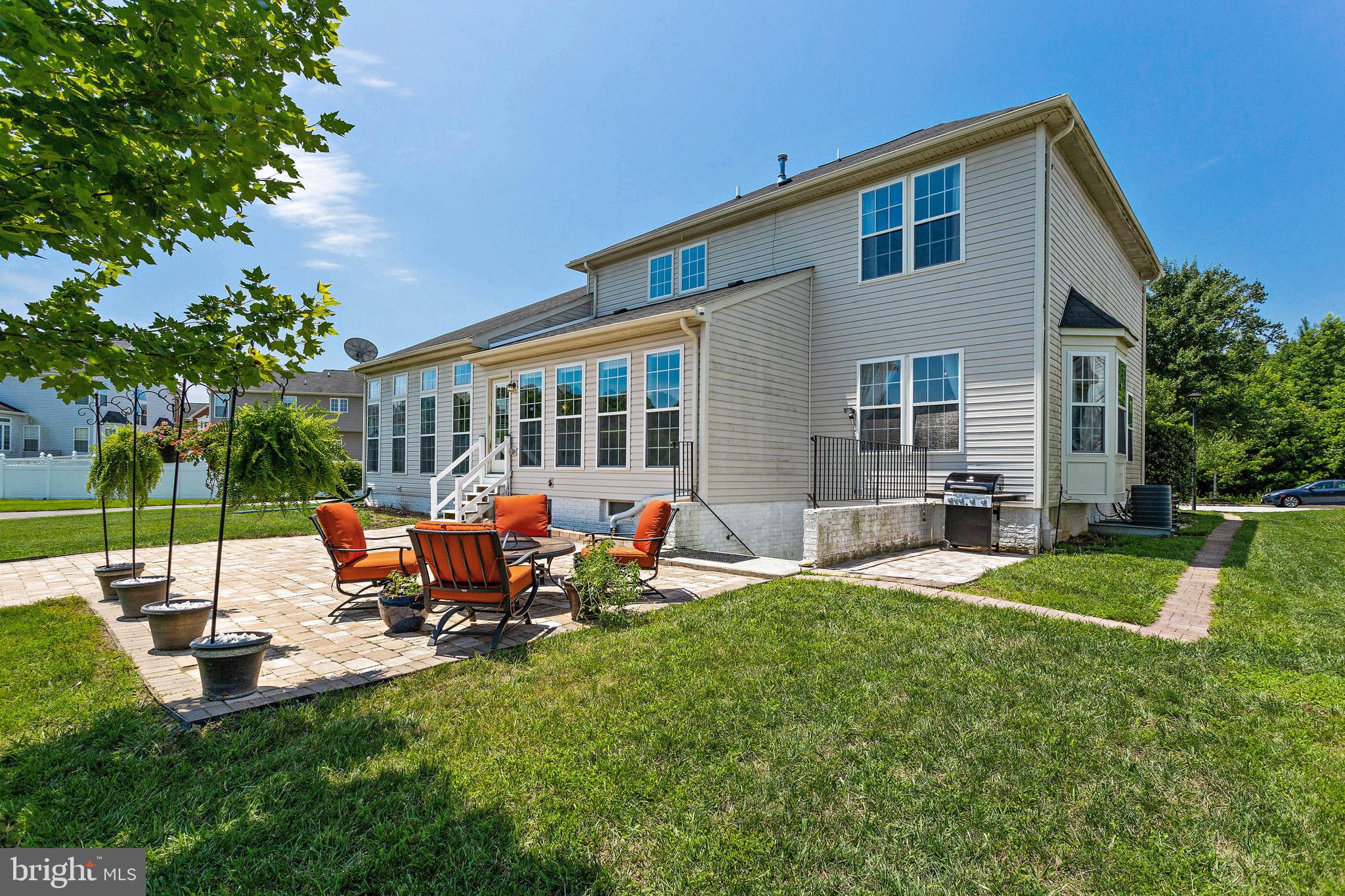 HAMPTON SUB-PLAT 1> - Residential Lease