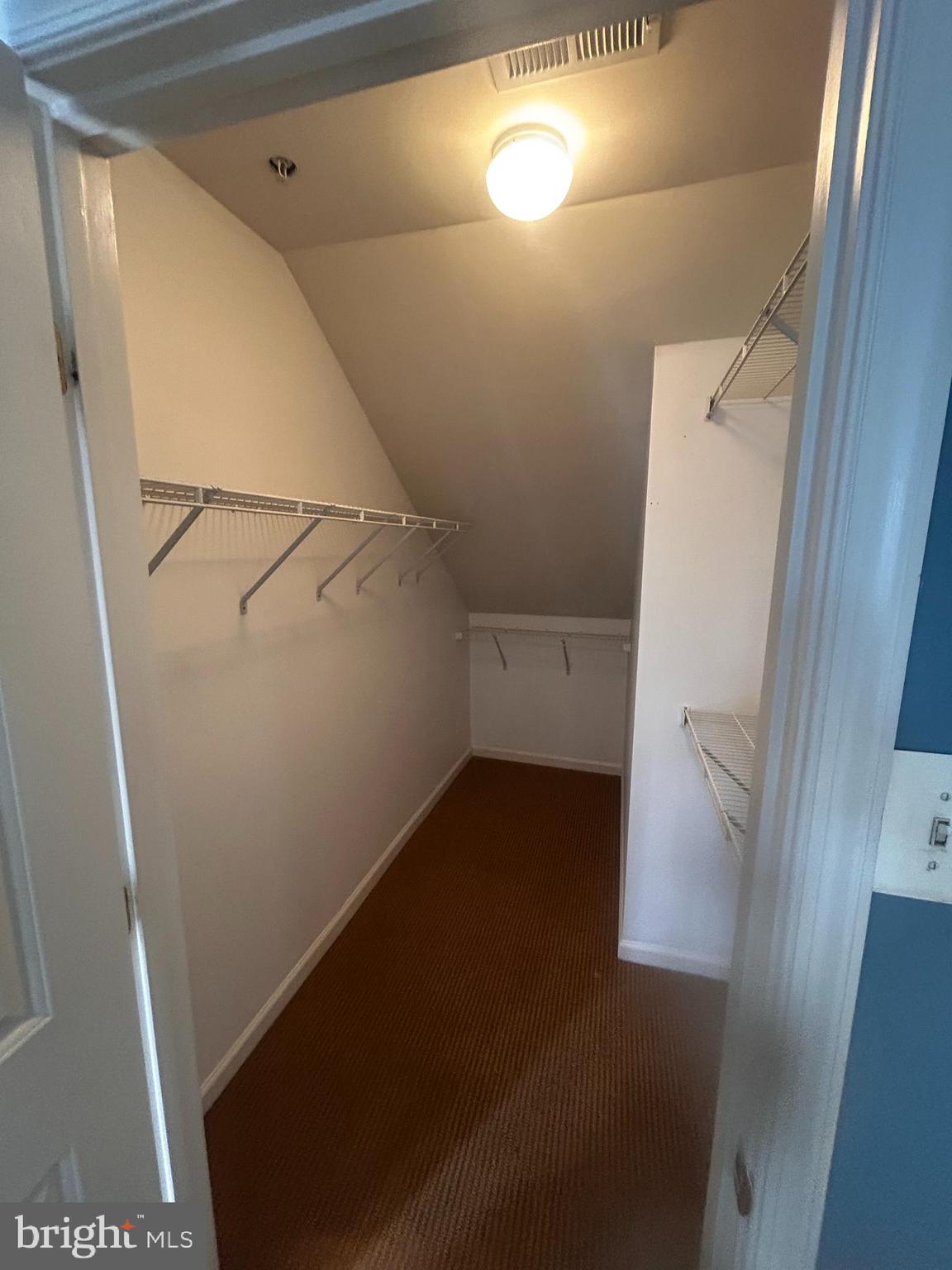 HAMPTON SUB-PLAT 1> - Residential Lease